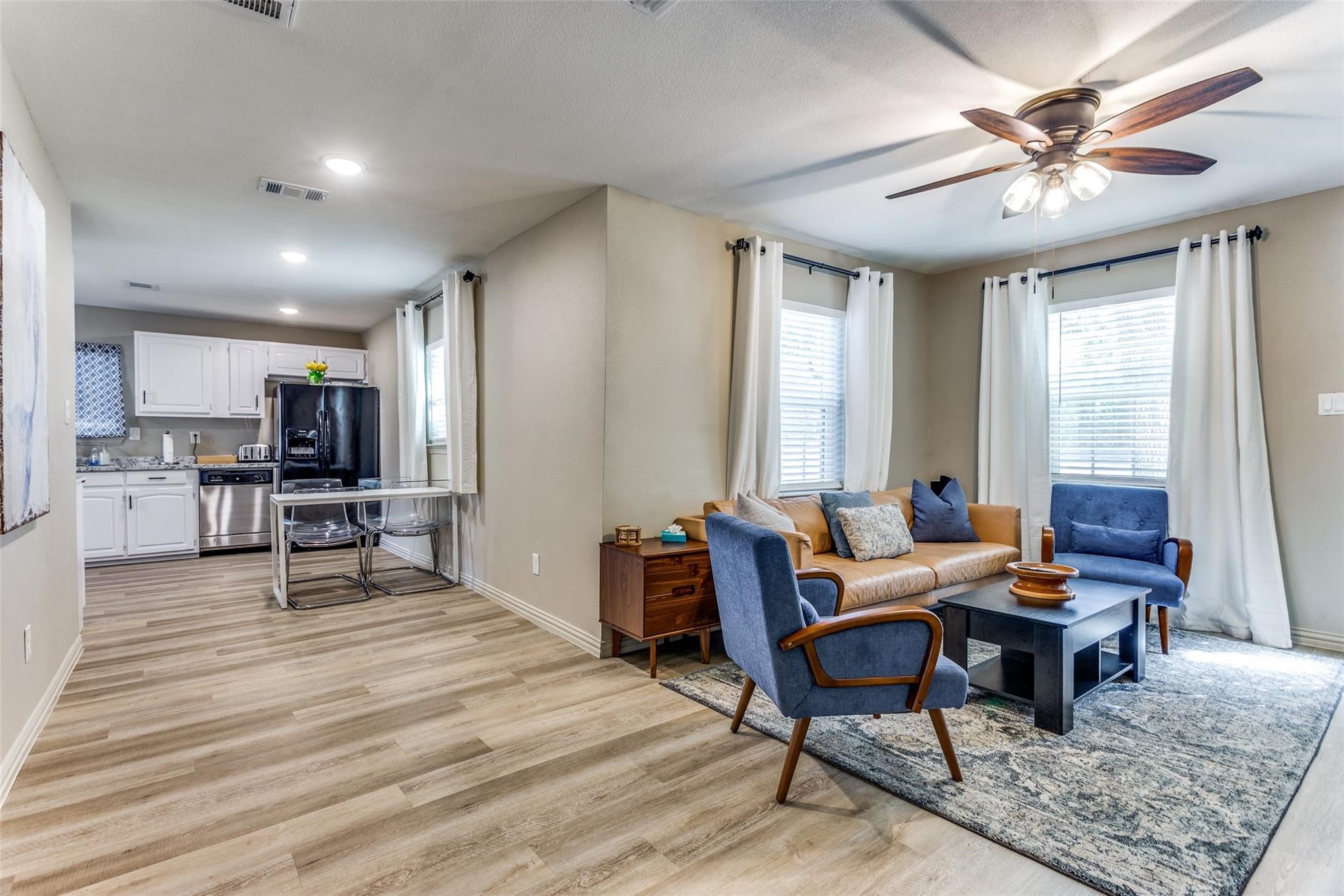 3217 Huron Trail Lake Worth TX 76135
