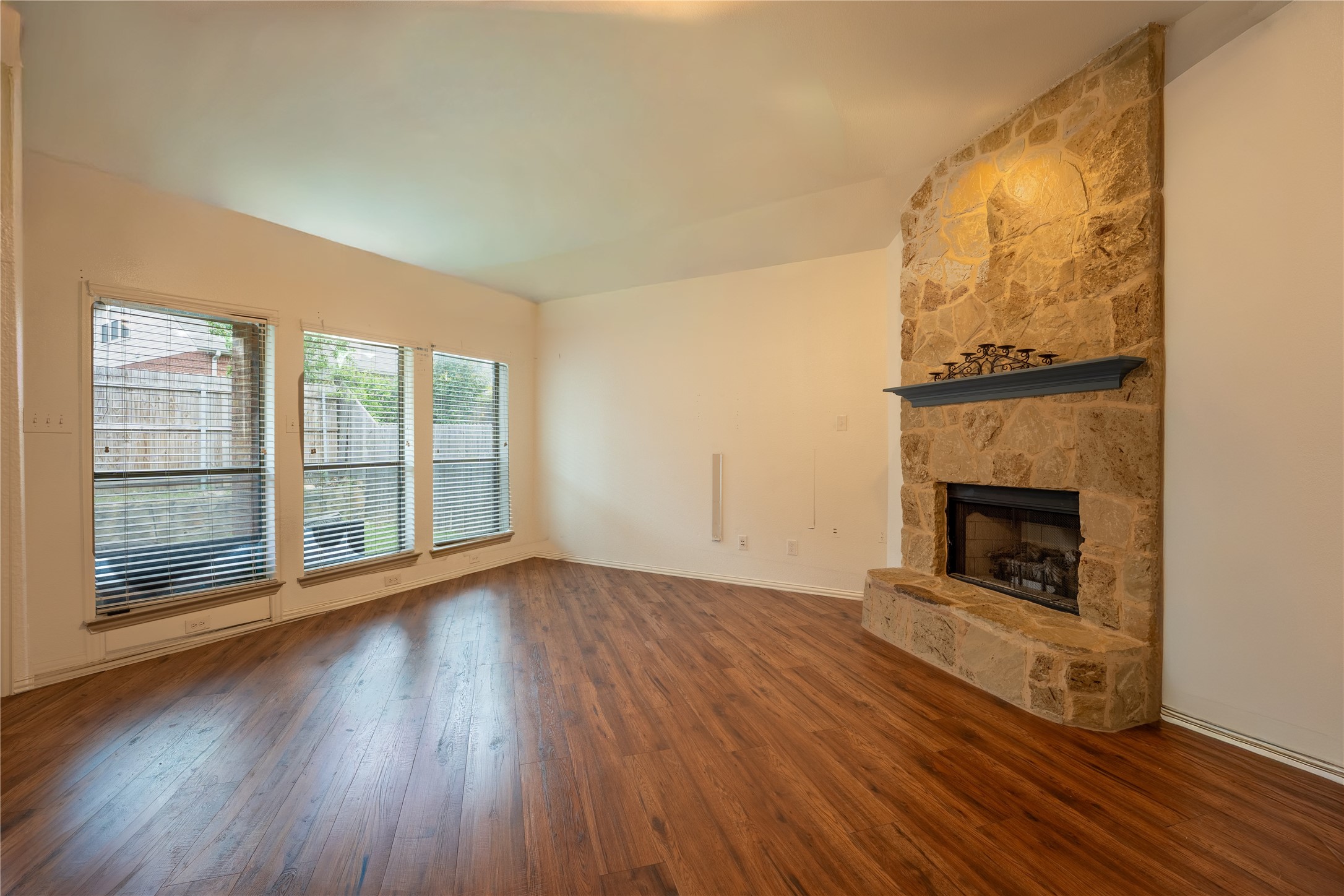 8132 Black Ash Drive Fort Worth TX 76131