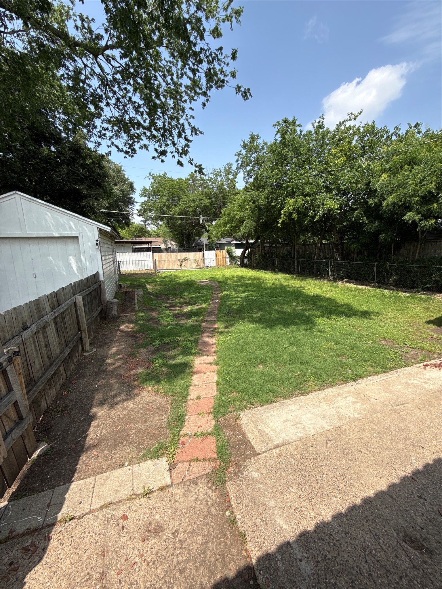 1607 Mcadams Avenue Dallas TX 75224
