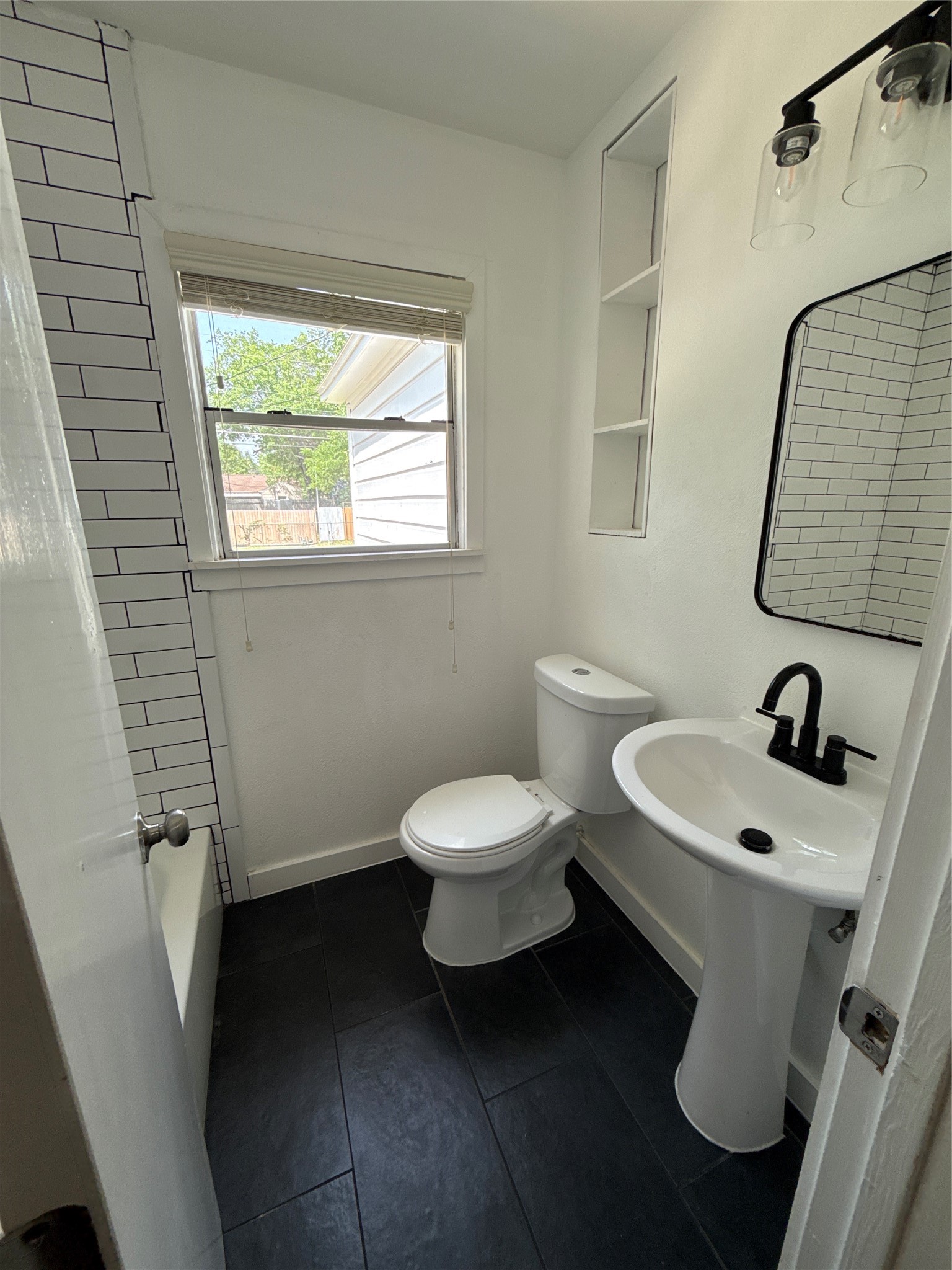 1607 Mcadams Avenue Dallas TX 75224