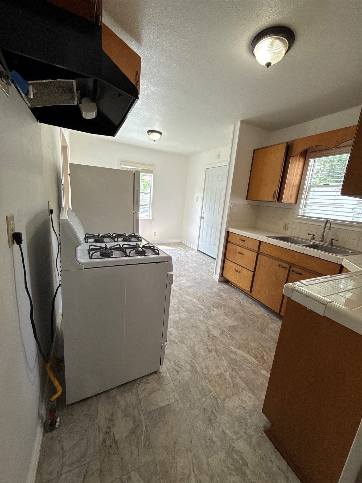 1607 Mcadams Avenue Dallas TX 75224
