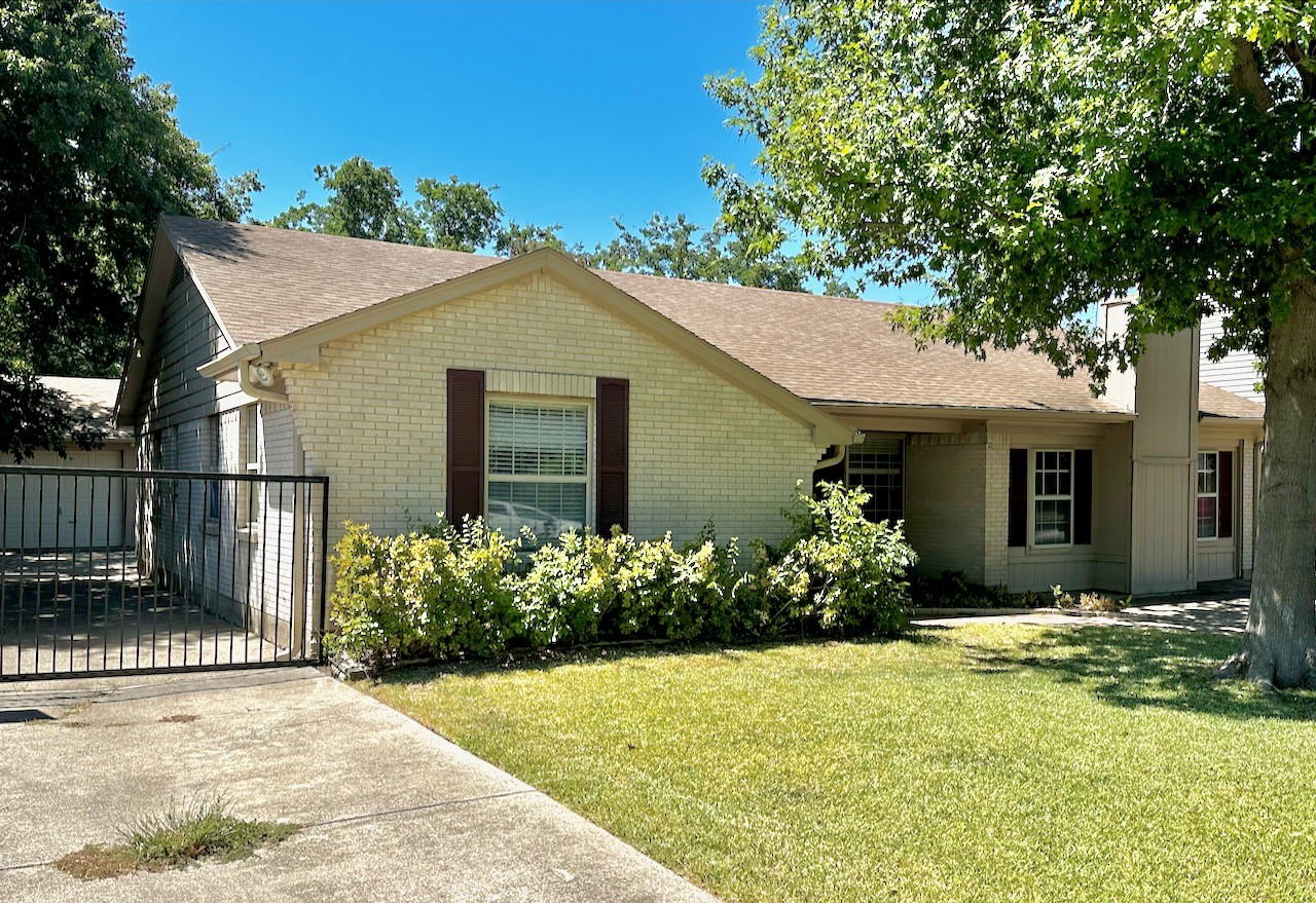 3332 Brockway Farmers Branch TX 75234