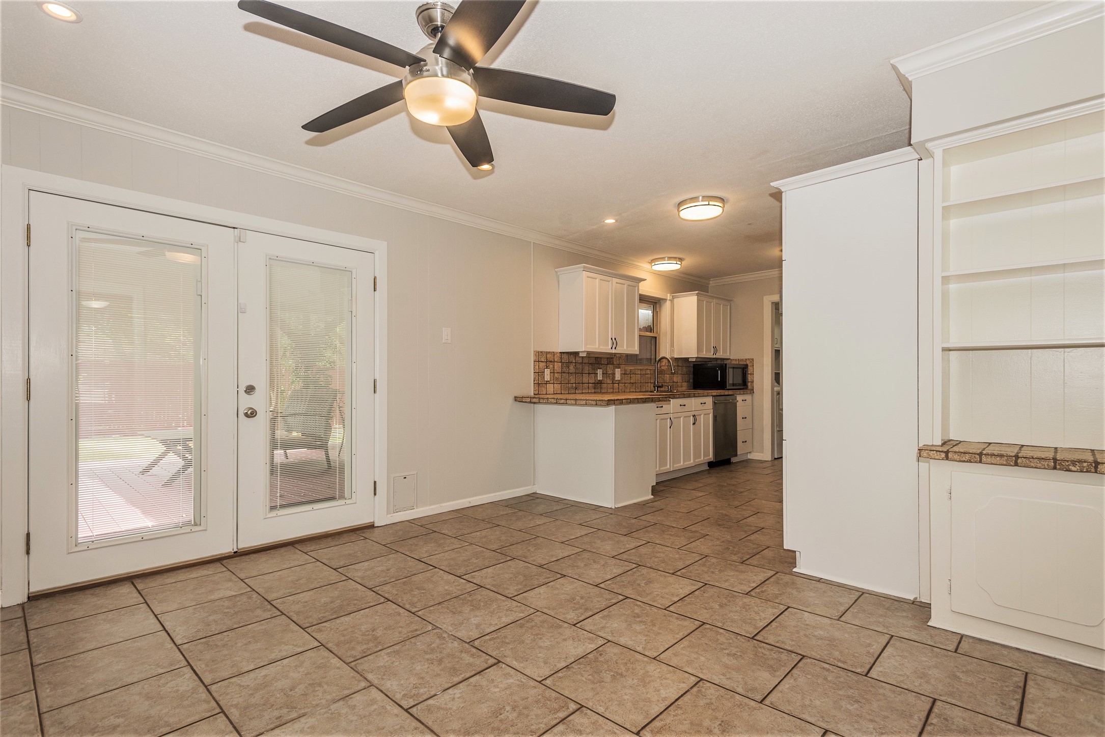 3332 Brockway Farmers Branch TX 75234