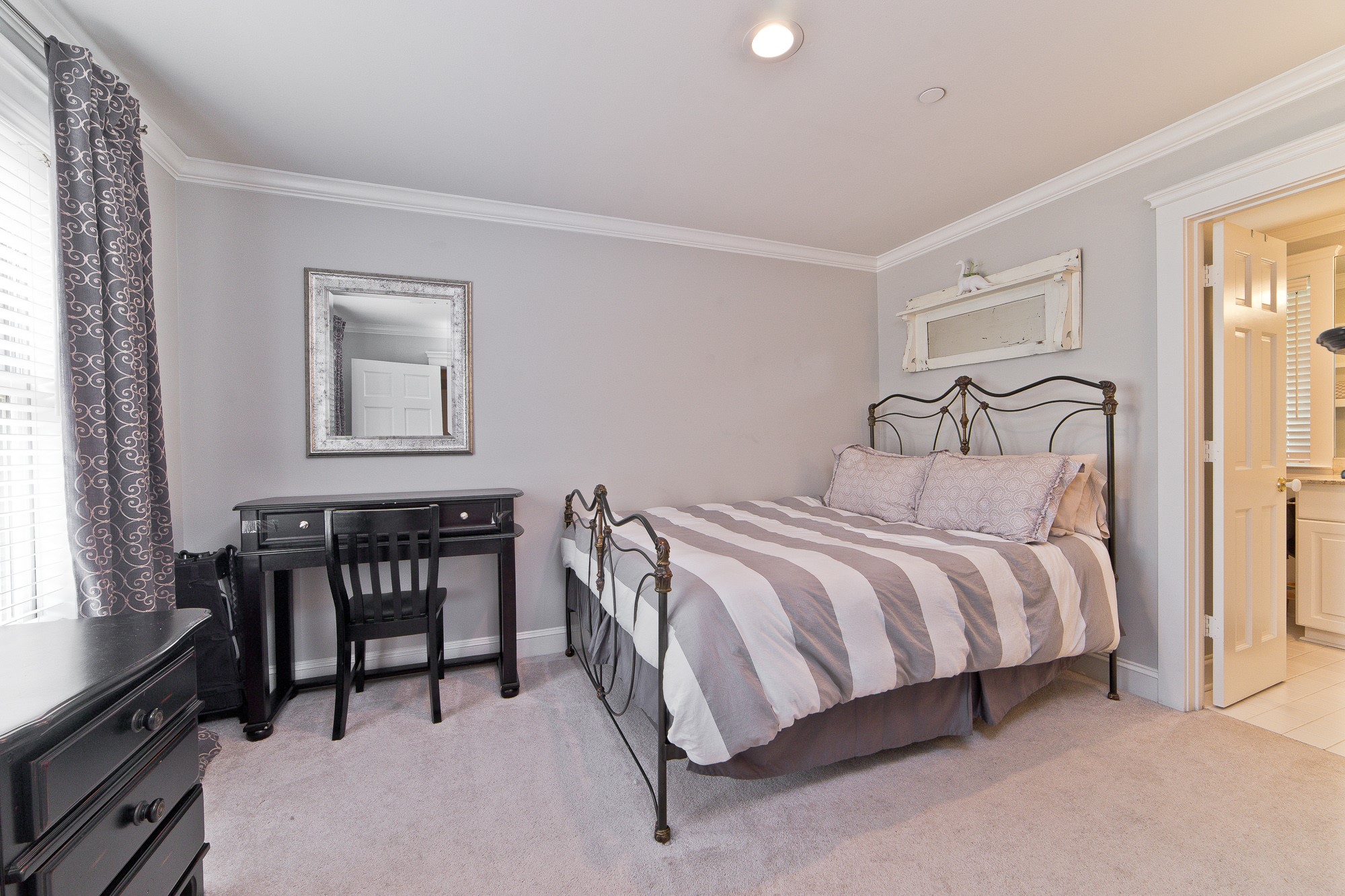 2620 Thomas Avenue Dallas TX 75204
