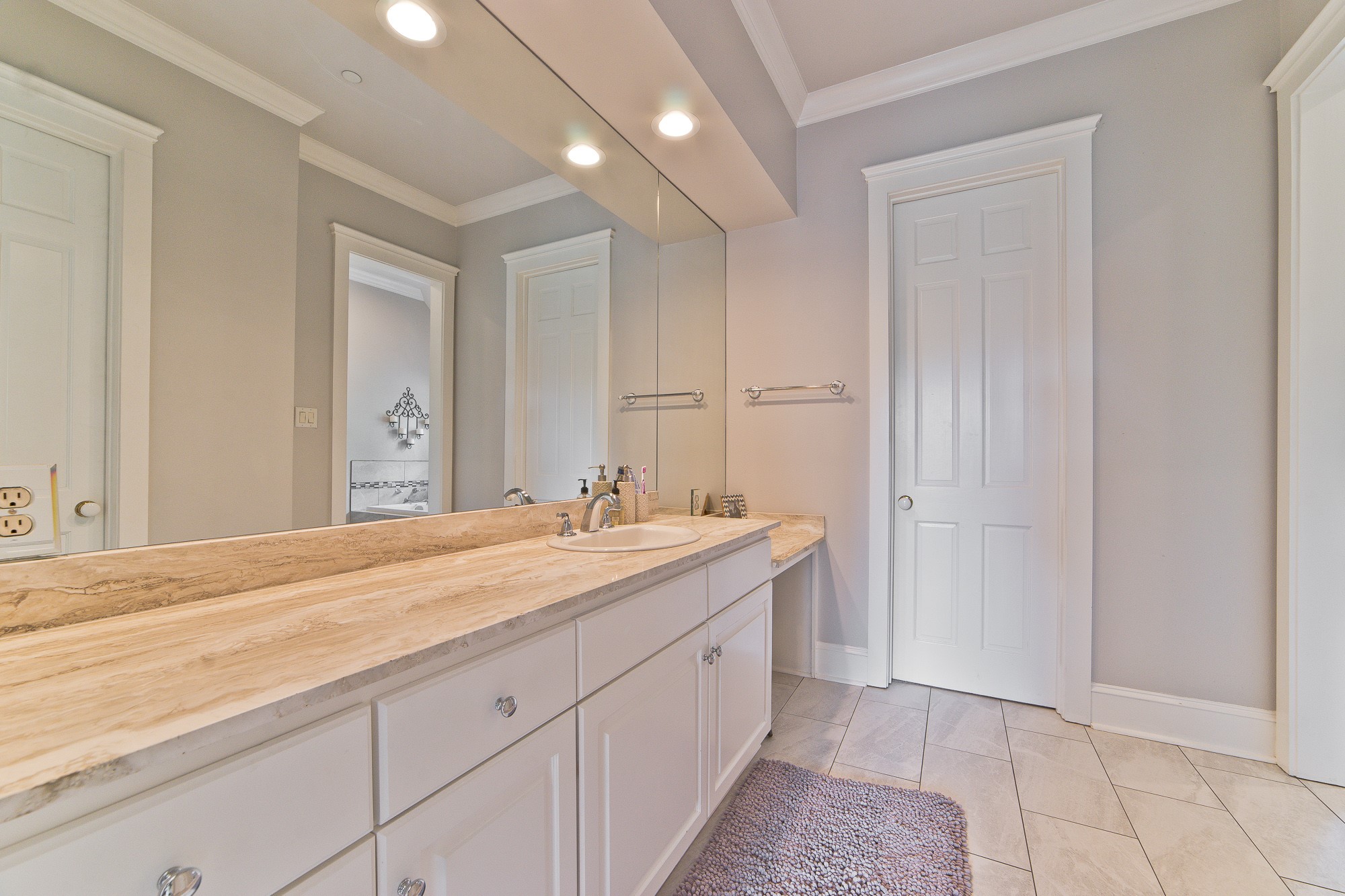 2620 Thomas Avenue Dallas TX 75204