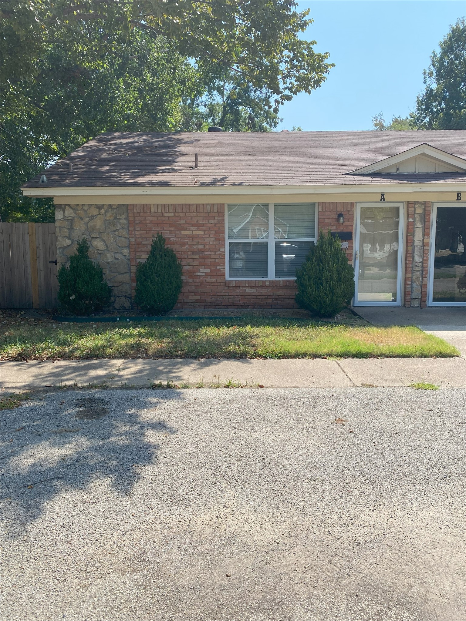 904 N Frances Street Terrell TX 75160