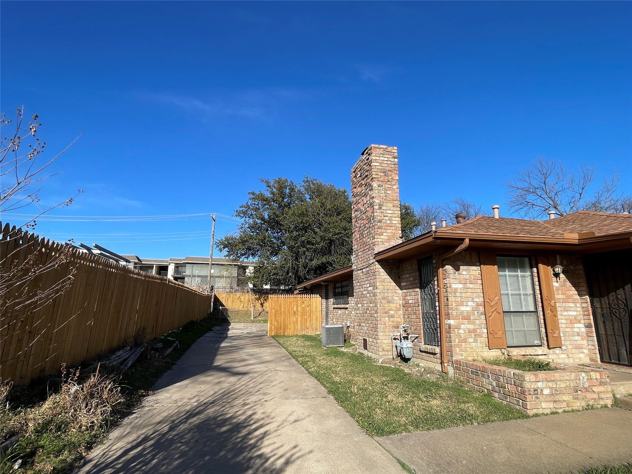 8236 El Retiro Road Fort Worth TX 76116