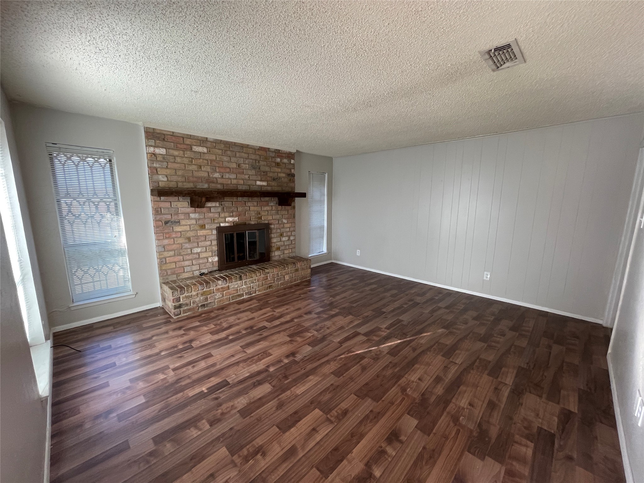 8236 El Retiro Road Fort Worth TX 76116