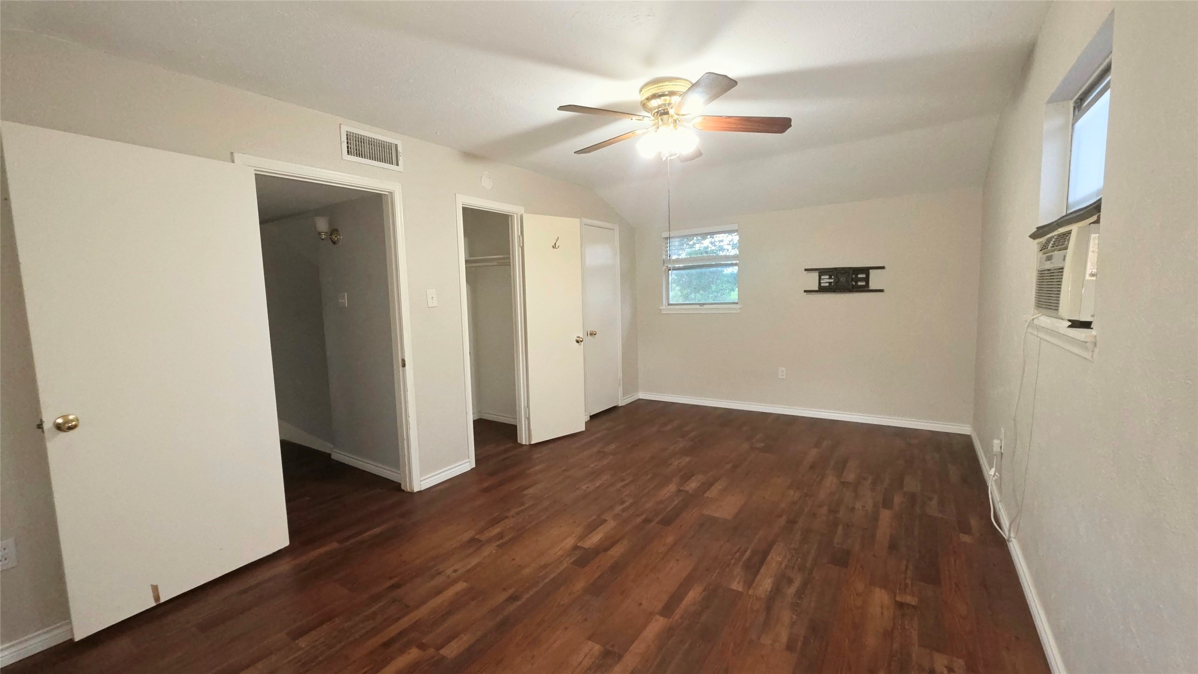 1814 Gravley Drive Carrollton TX 75006