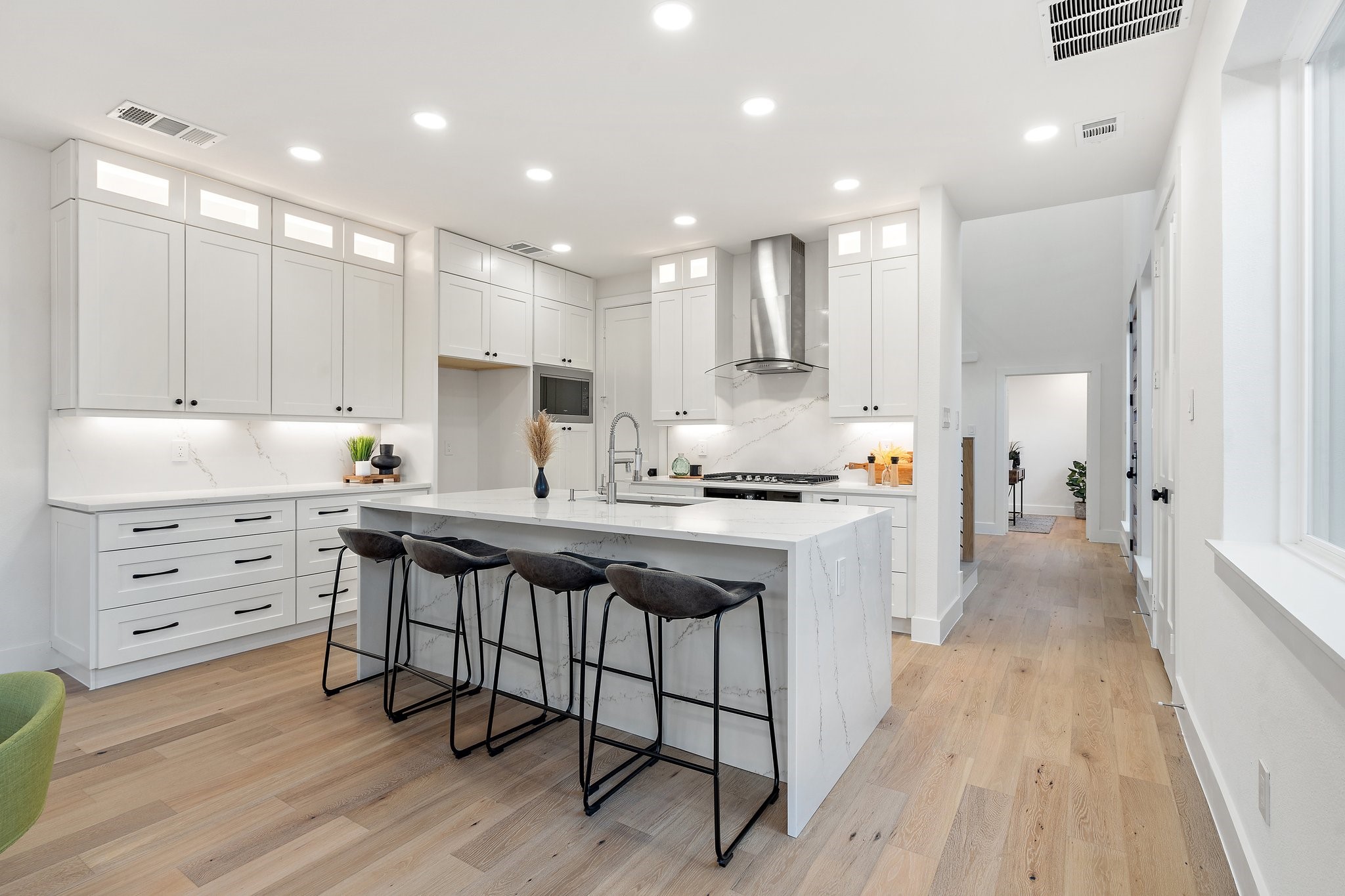 2348 Wycliff Avenue Dallas TX 75219