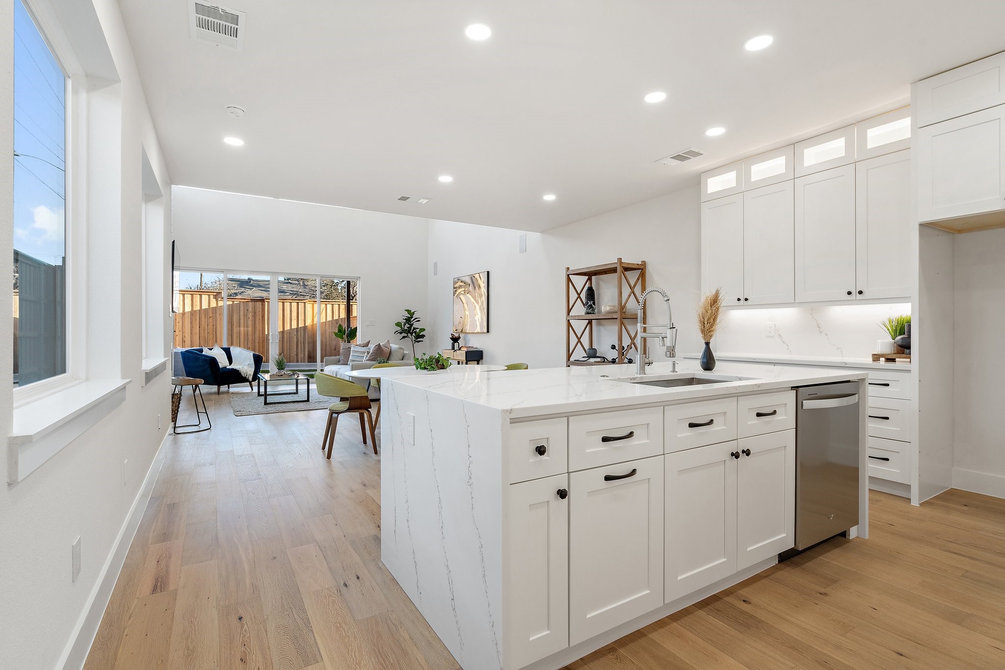 2348 Wycliff Avenue Dallas TX 75219