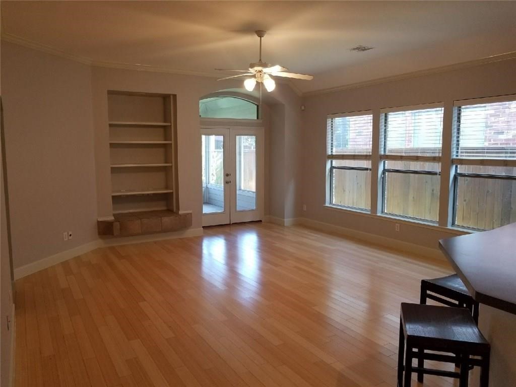 2821 Vacherie Lane Dallas TX 75227