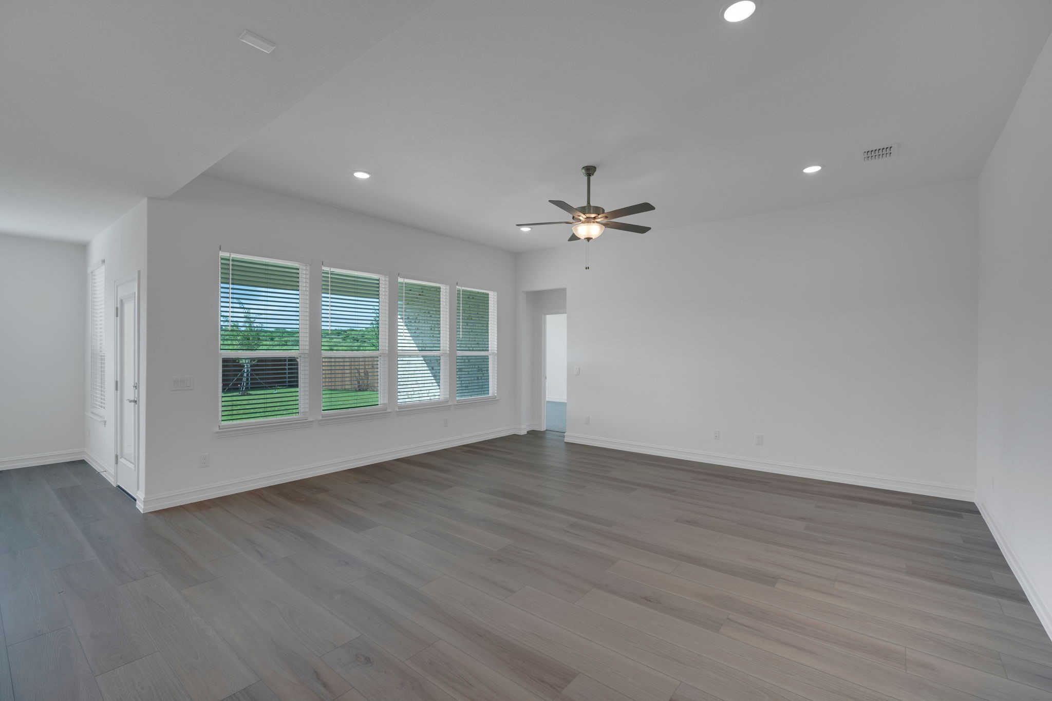 736 Auburn Avenue Midlothian TX 76065