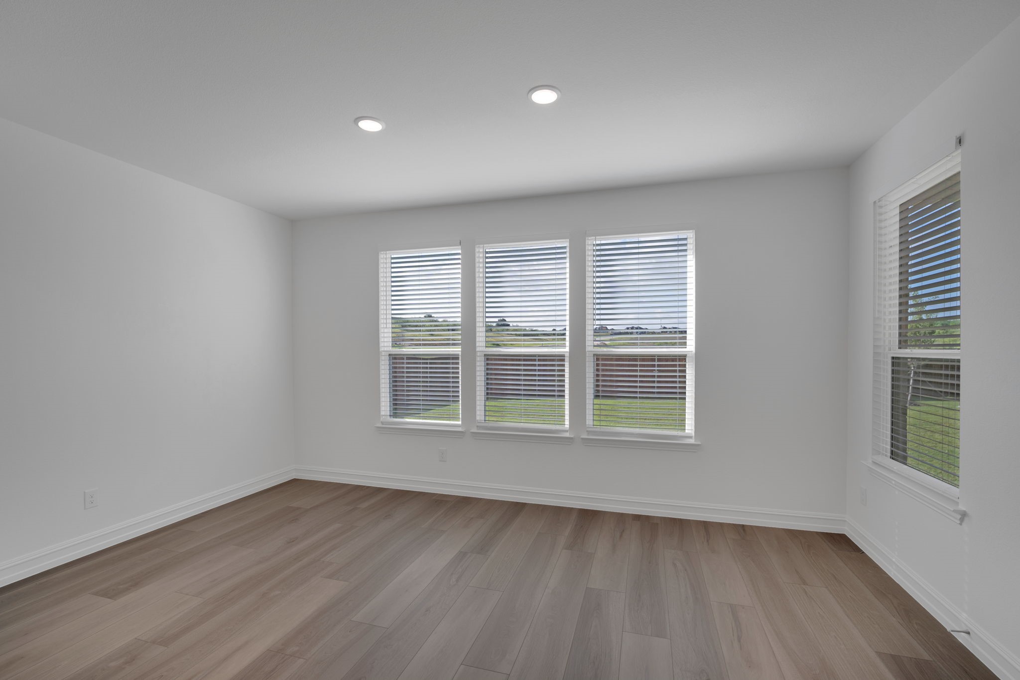 736 Auburn Avenue Midlothian TX 76065