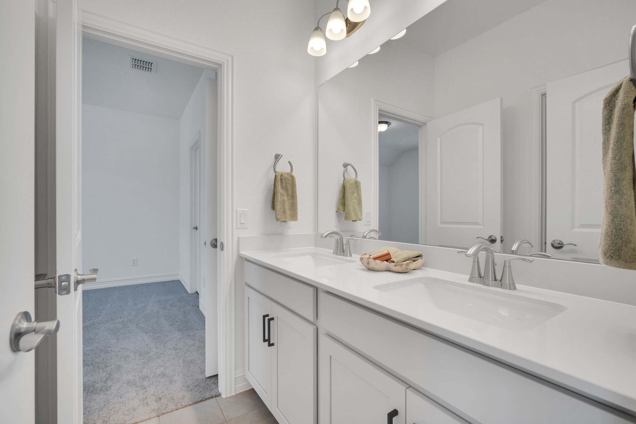 736 Auburn Avenue Midlothian TX 76065