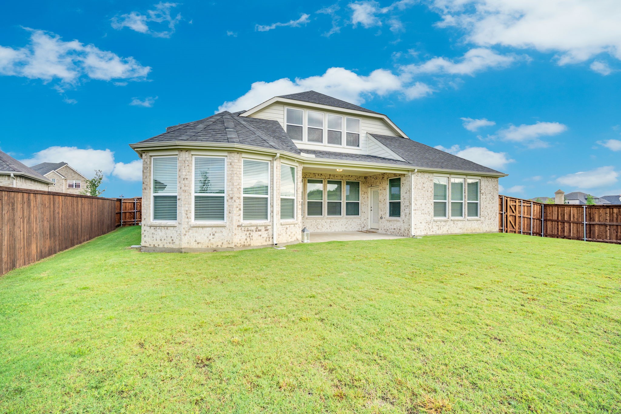 736 Auburn Avenue Midlothian TX 76065