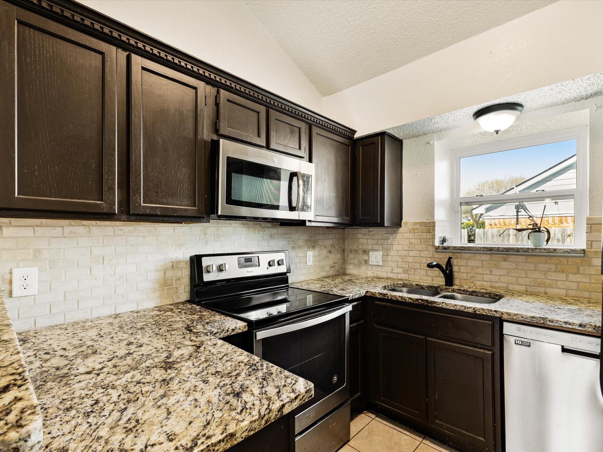 4621 Riverpark Drive Fort Worth TX 76137