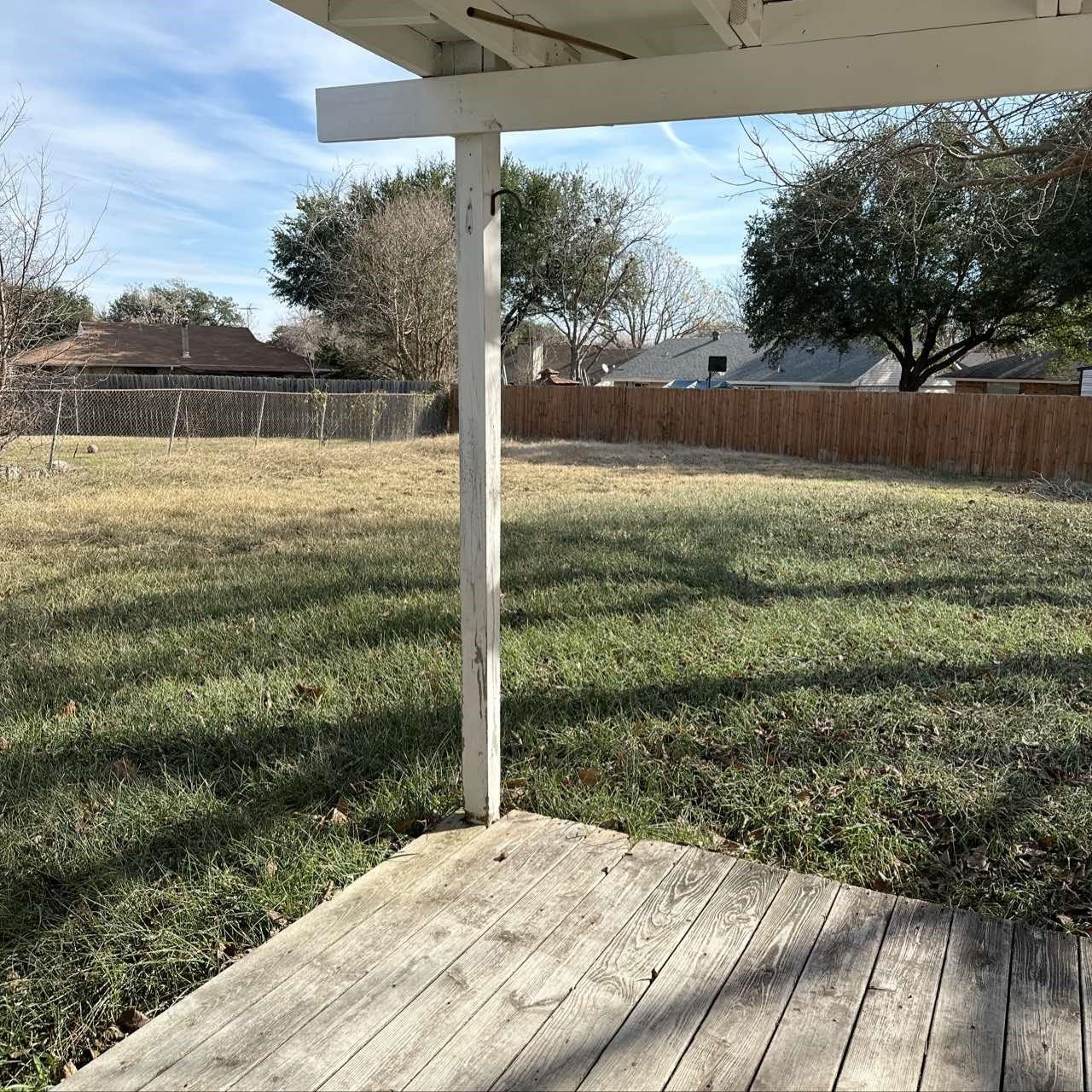 422 Woodmere Drive Garland TX 75043