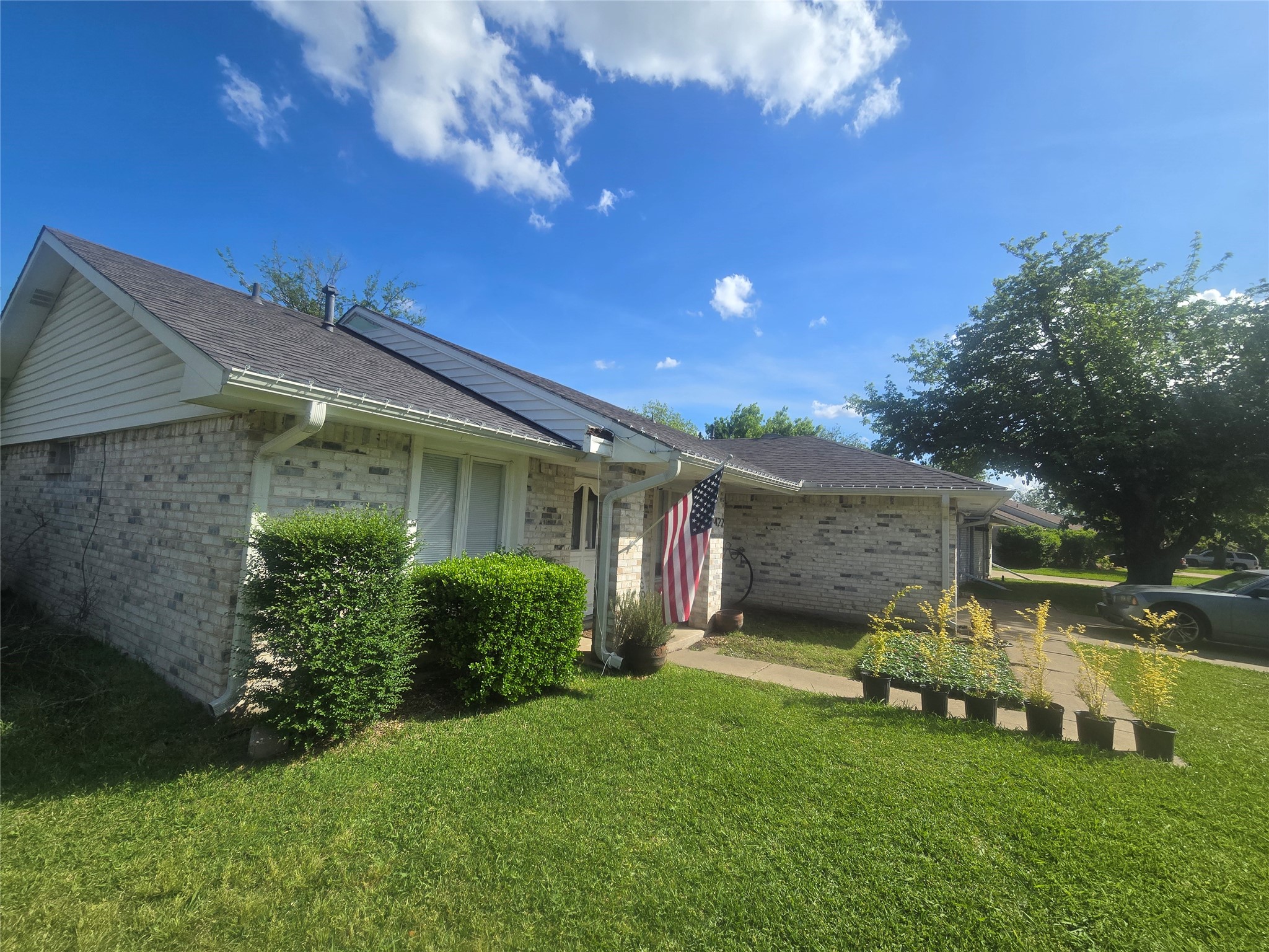 422 Woodmere Drive Garland TX 75043