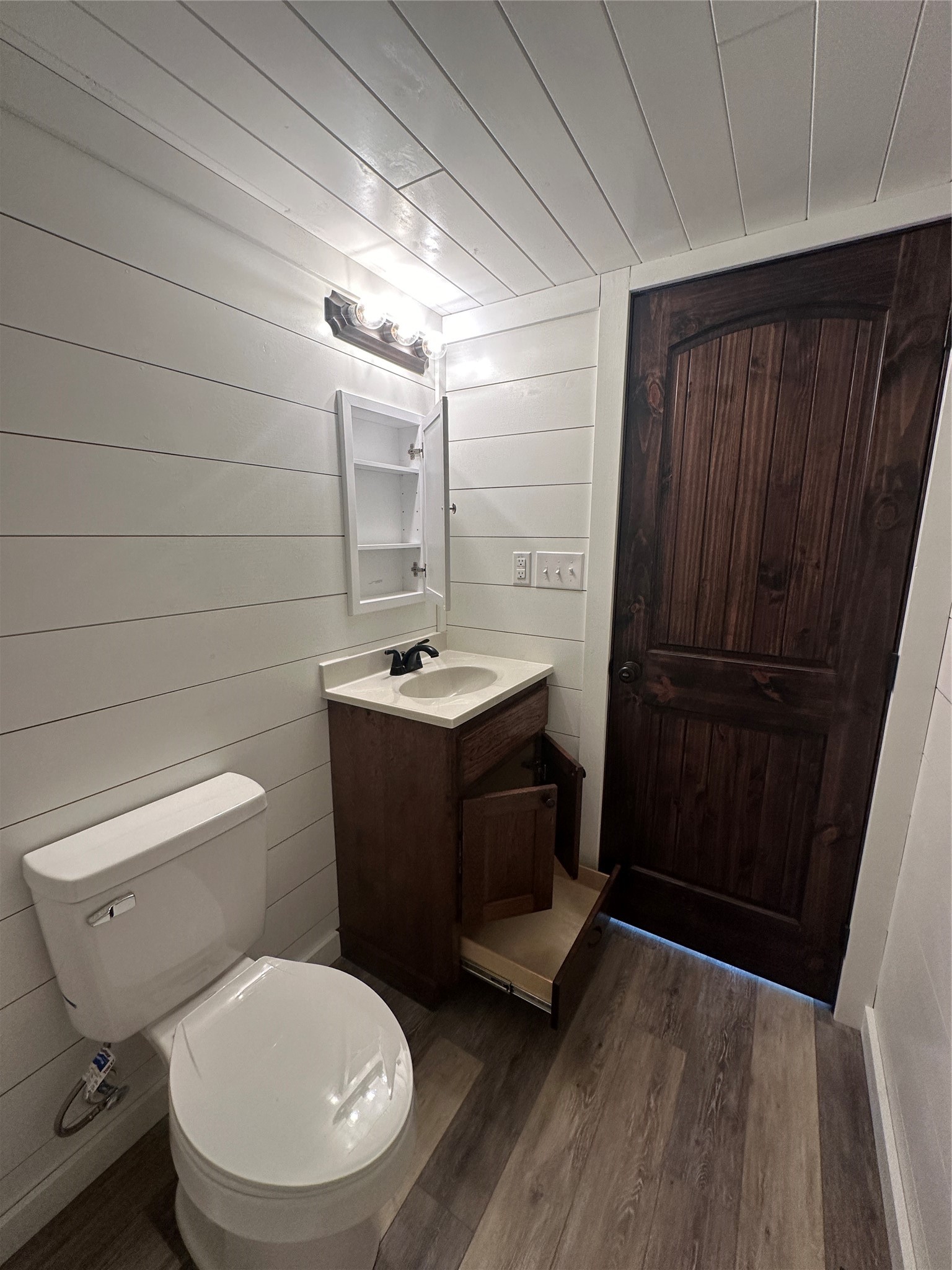 122 Hcr 4105 Covington TX 76636