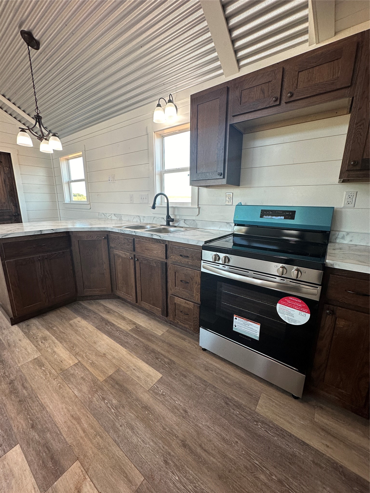 122 Hcr 4105 Covington TX 76636