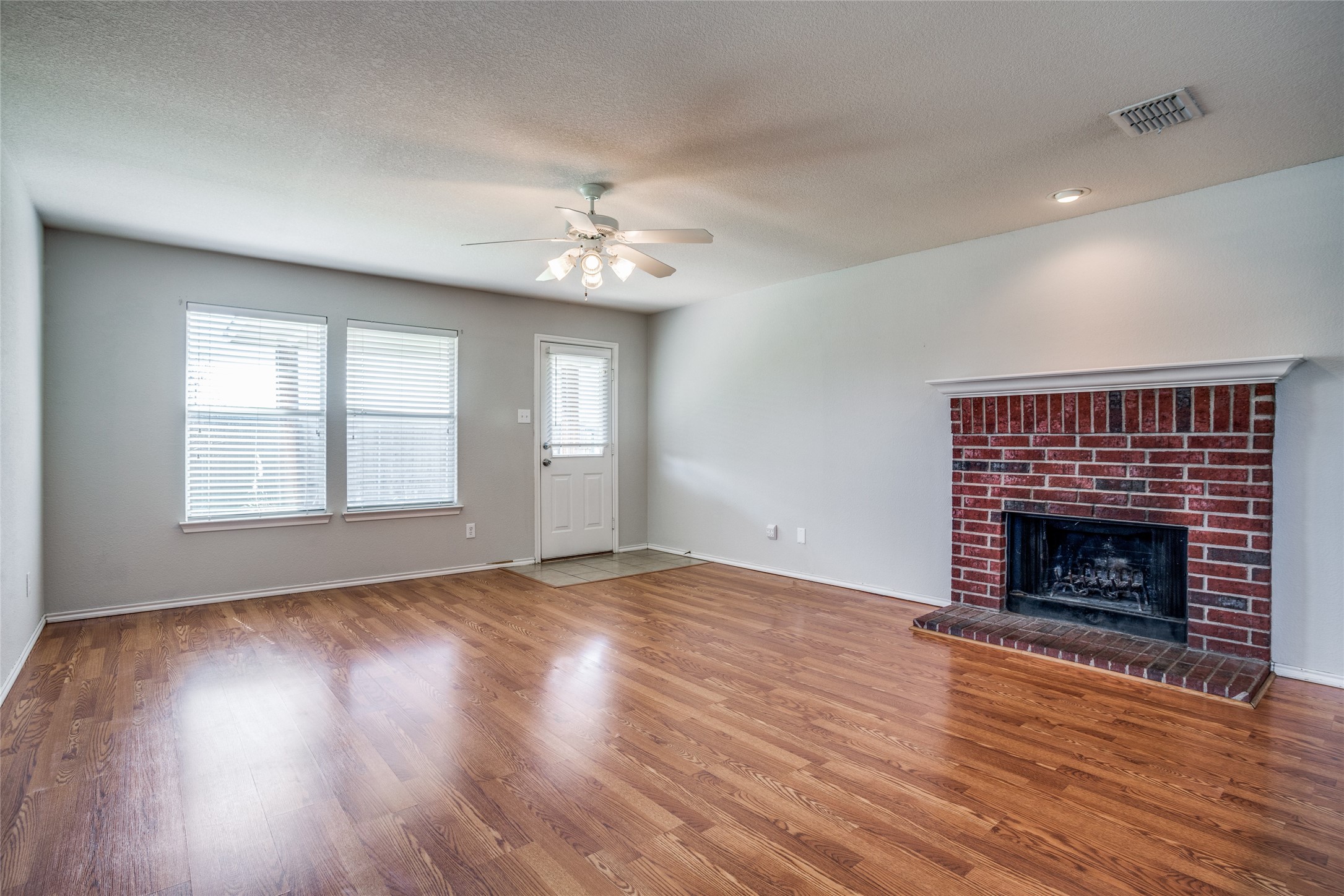 821 Oak Hollow Lane Anna TX 75409