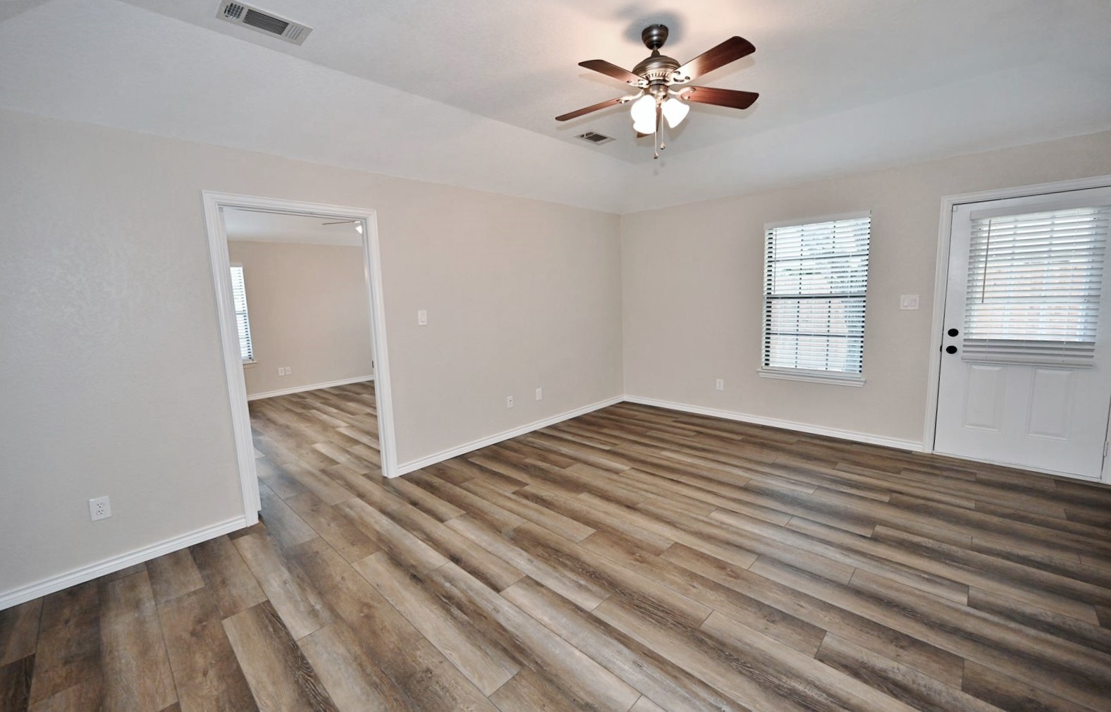 1106 12th Street SE Mineral Wells TX 76067