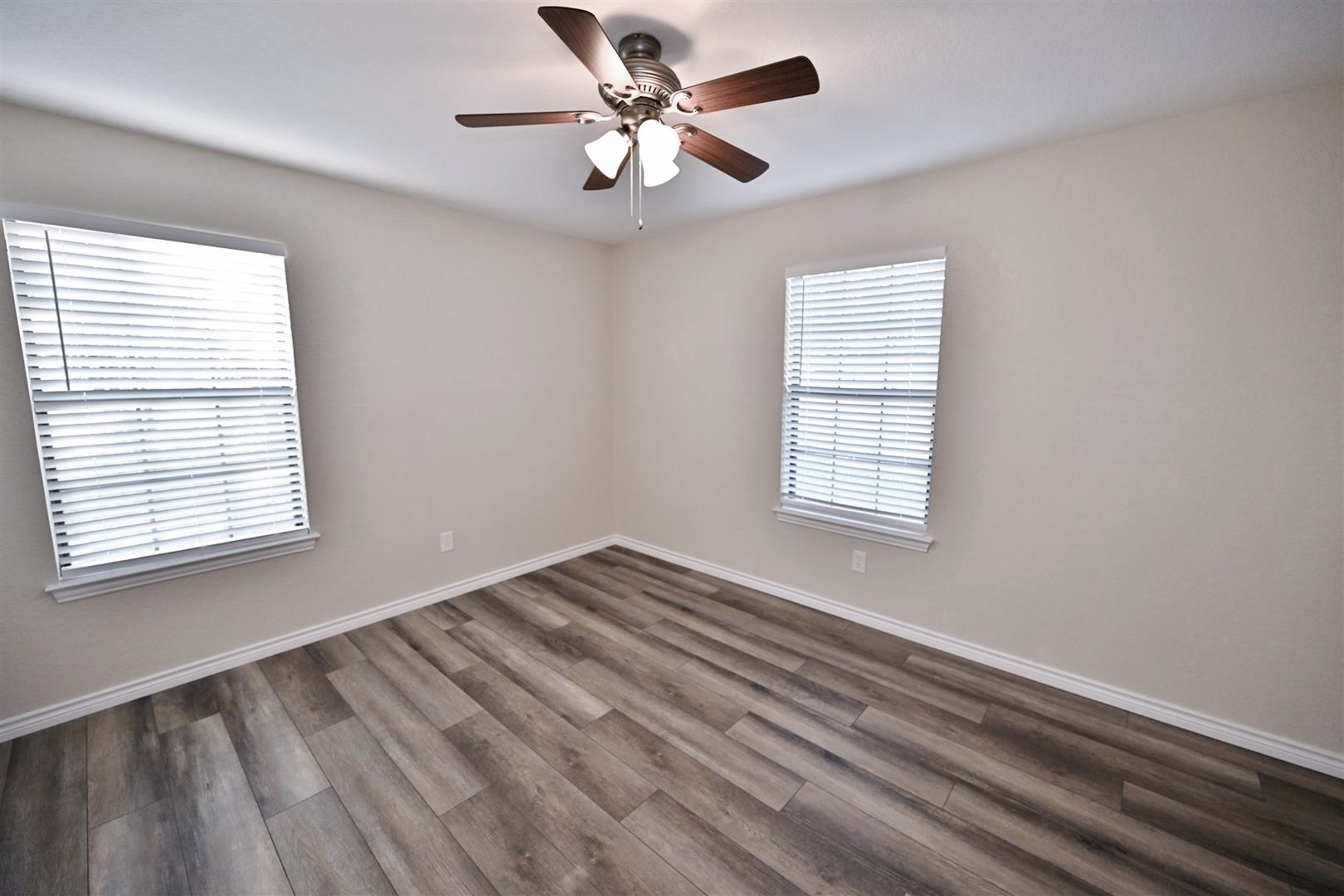 1106 12th Street SE Mineral Wells TX 76067