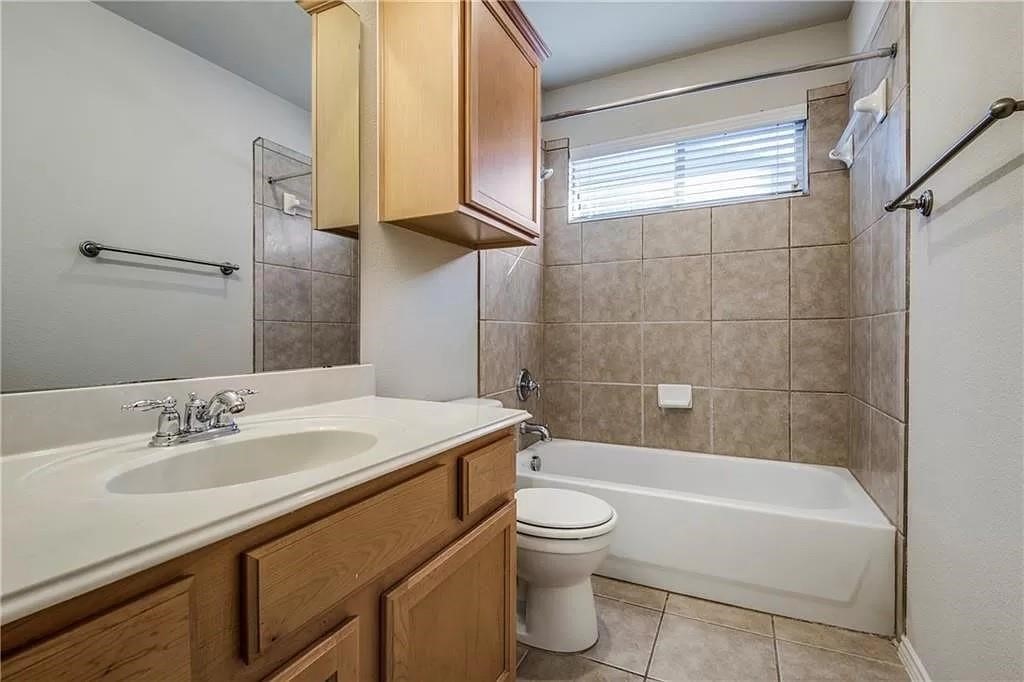 5529 Crimson Oaks Drive Frisco TX 75035