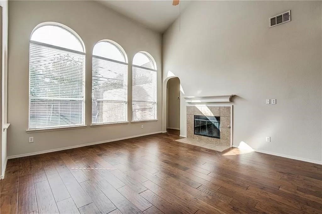 5529 Crimson Oaks Drive Frisco TX 75035