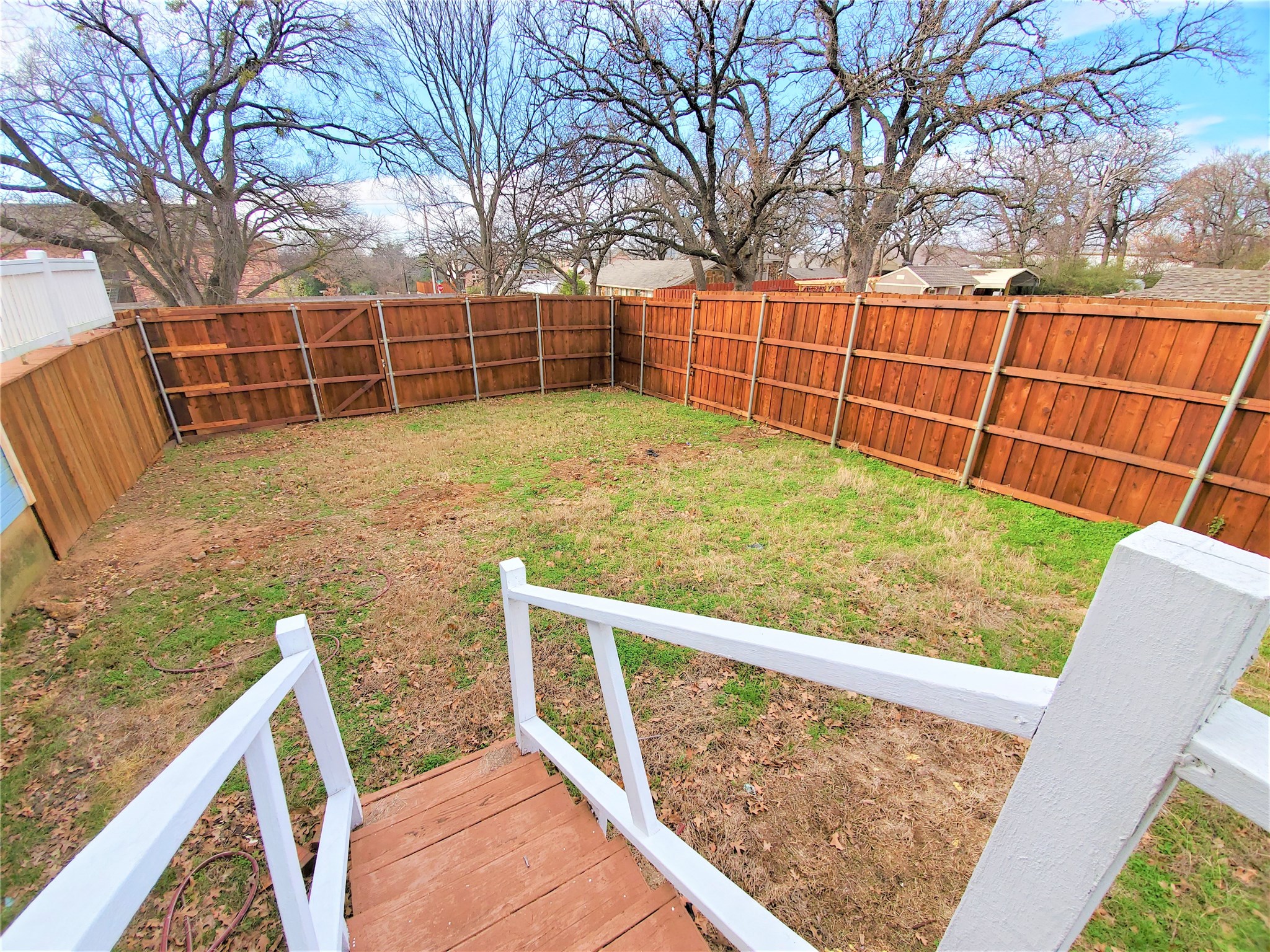 2223 N Locust Street Denton TX 76209