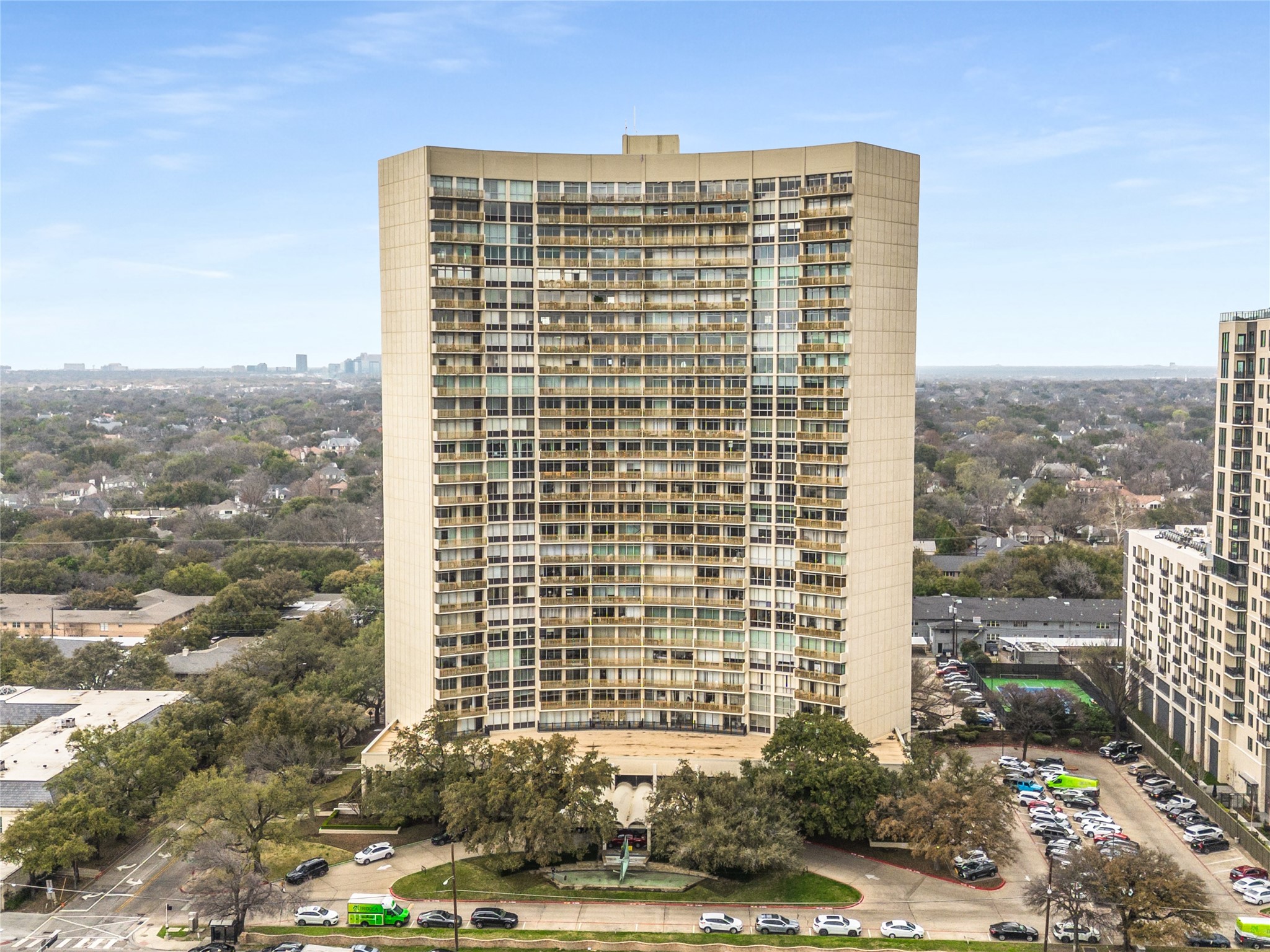 6211 Northwest Highway Dallas TX 75225