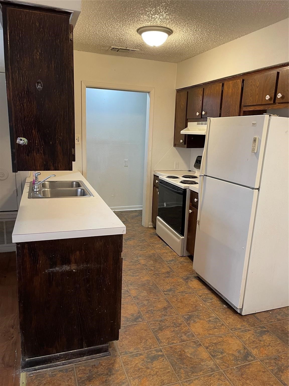 120 W Heron Street Denison TX 75021