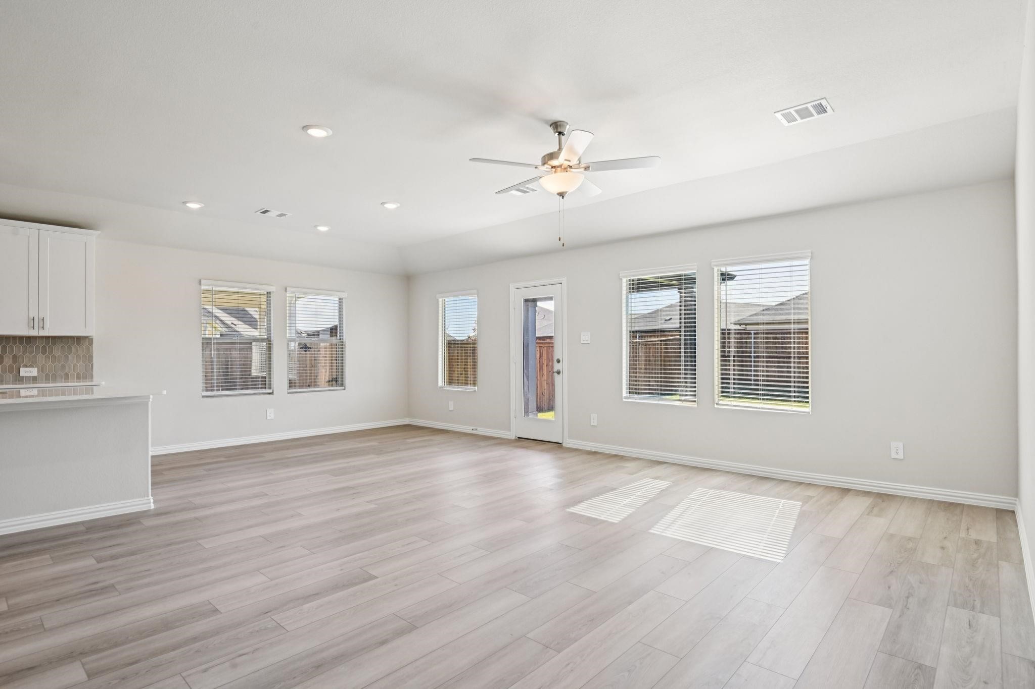404 Castle Road Sherman TX 75092