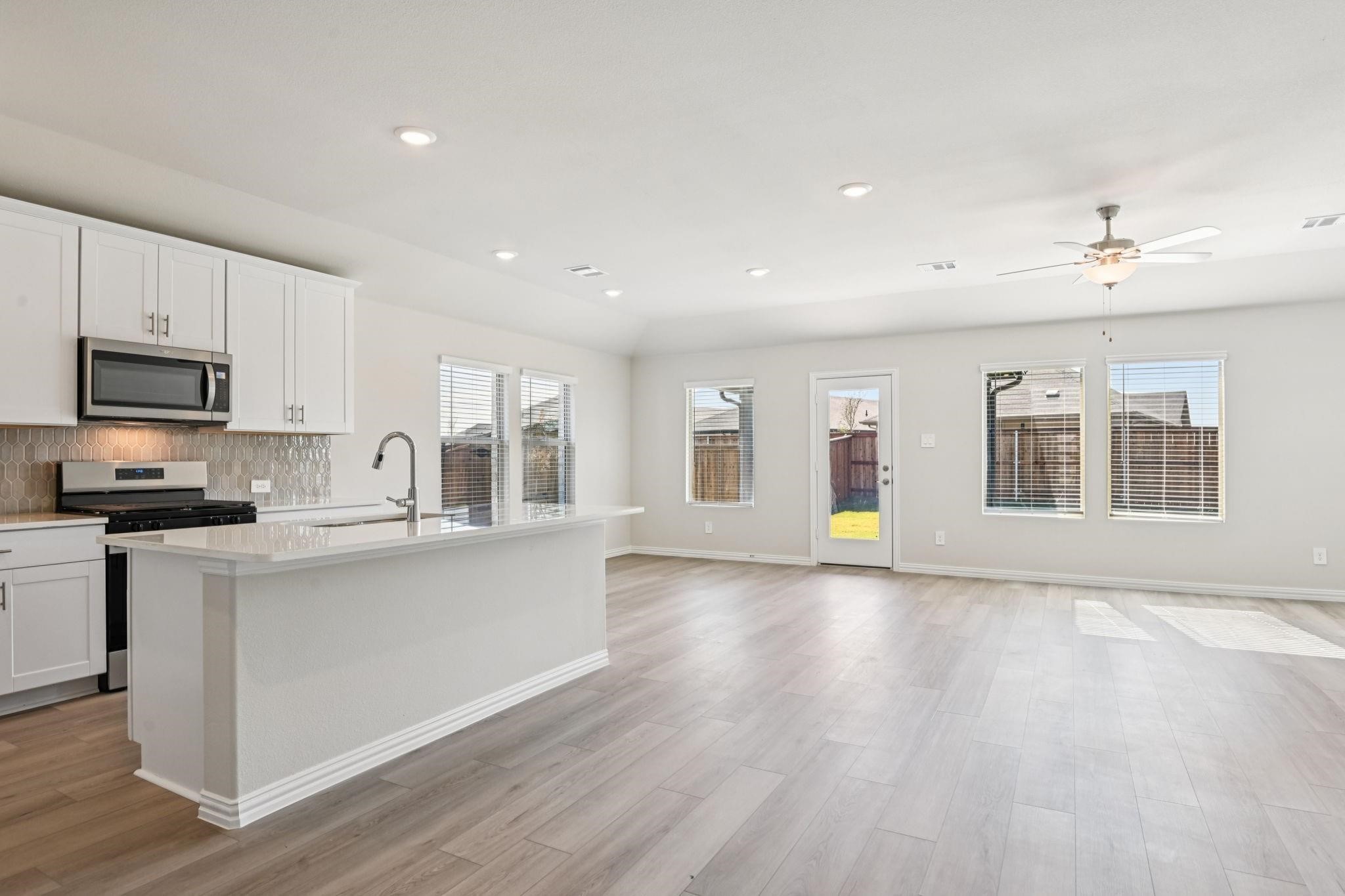 404 Castle Road Sherman TX 75092