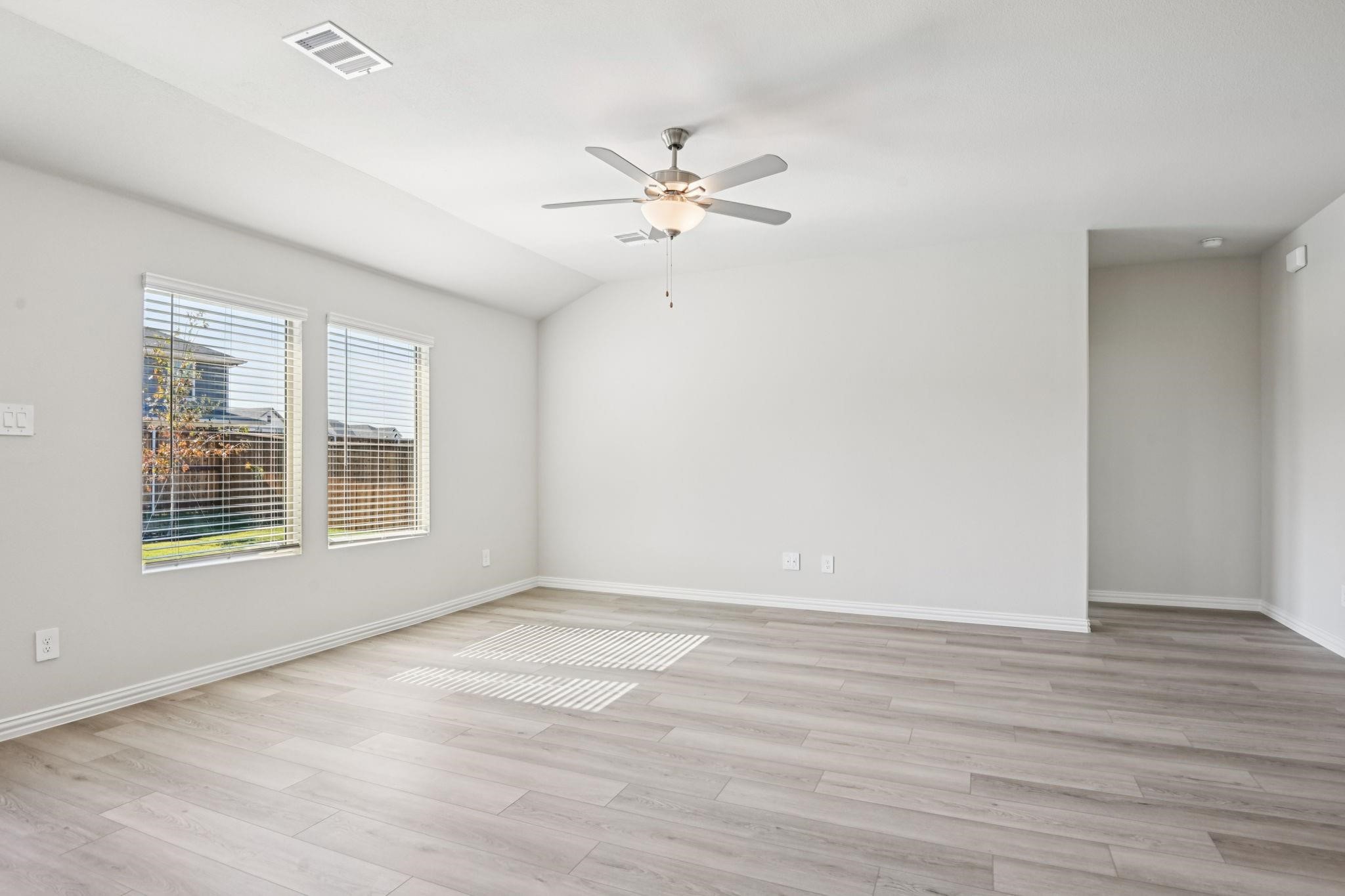 404 Castle Road Sherman TX 75092