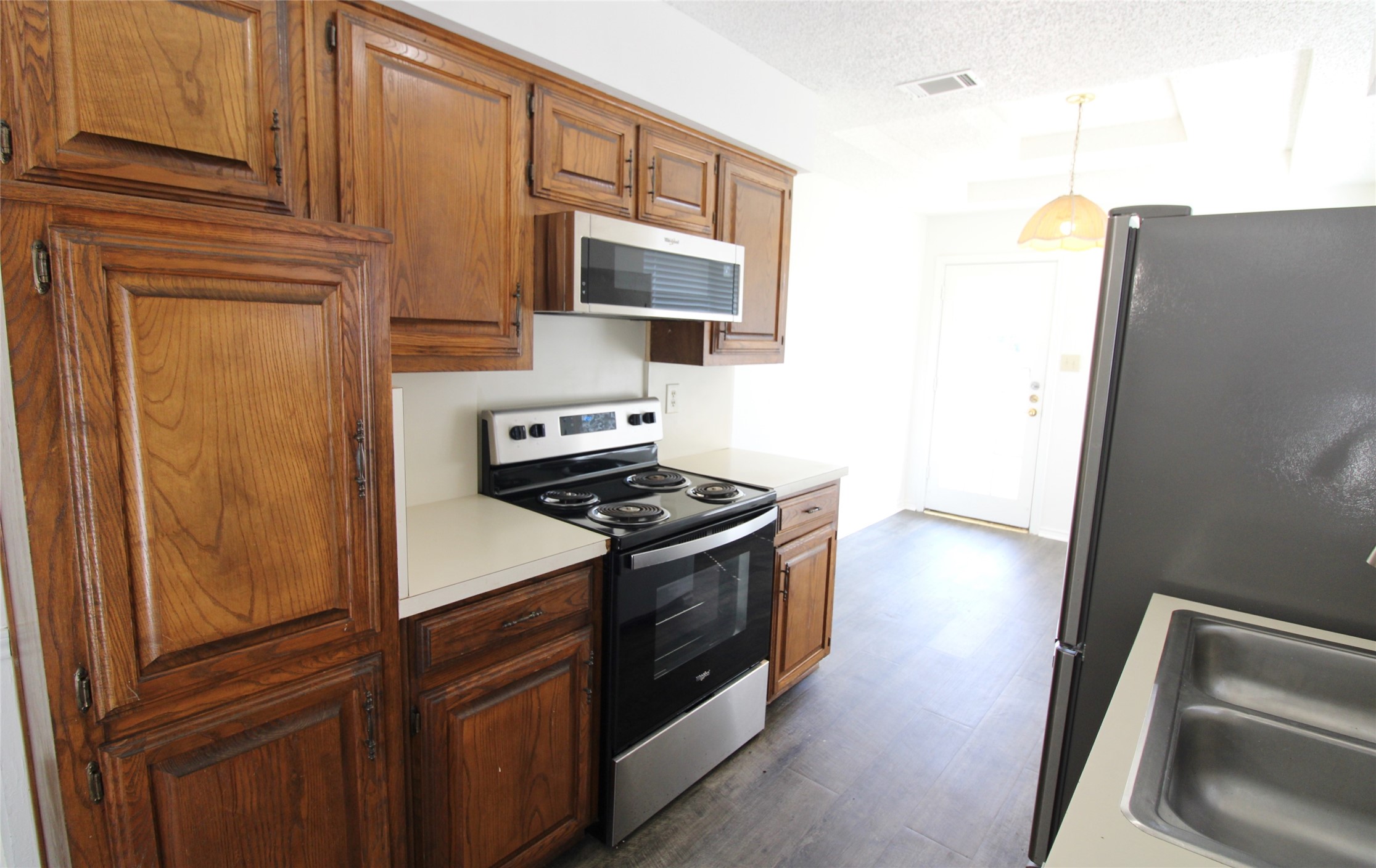 1234 Mockingbird Lane Desoto TX 75115
