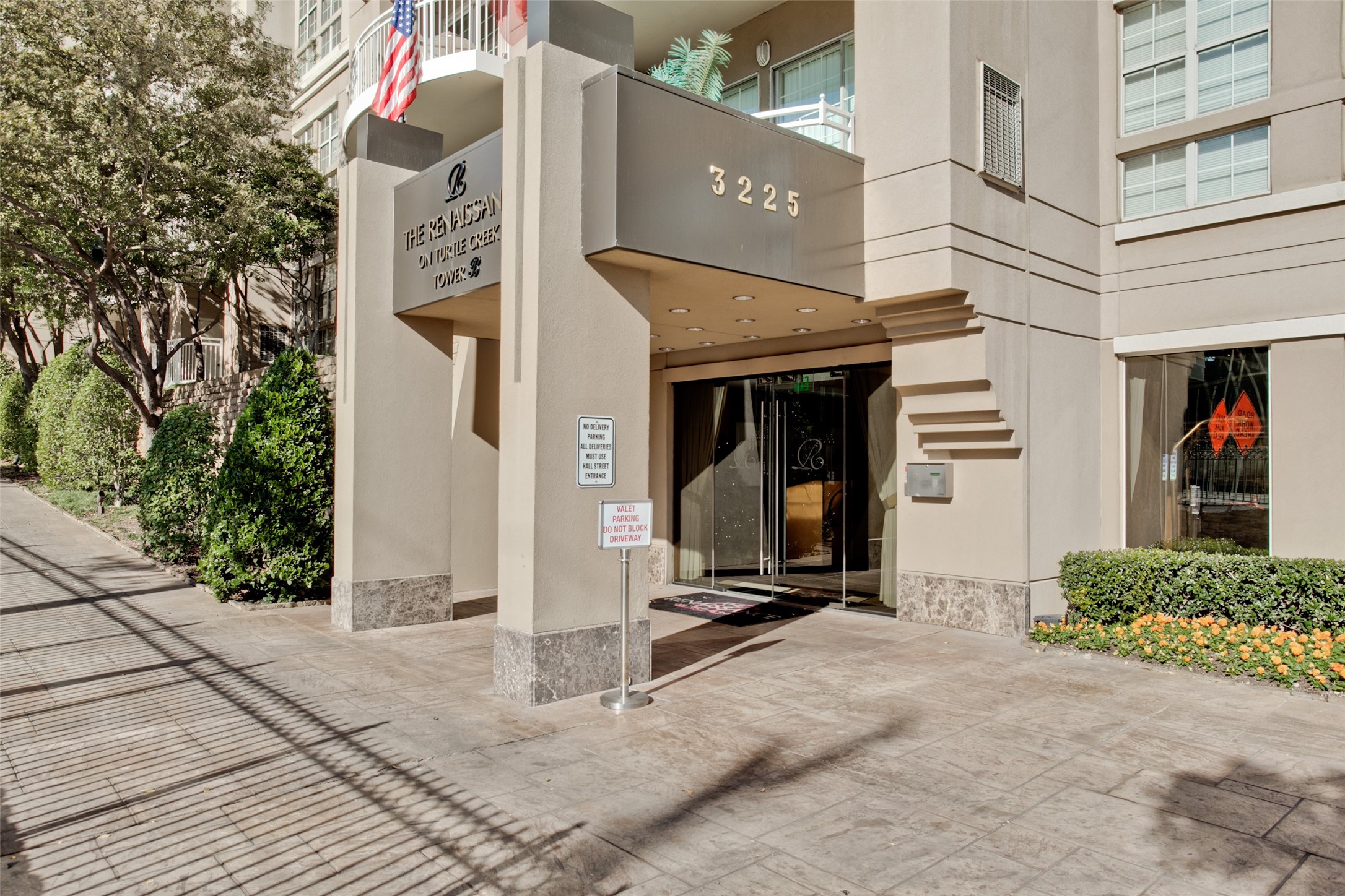 3225 Turtle Creek Boulevard Dallas TX 75219