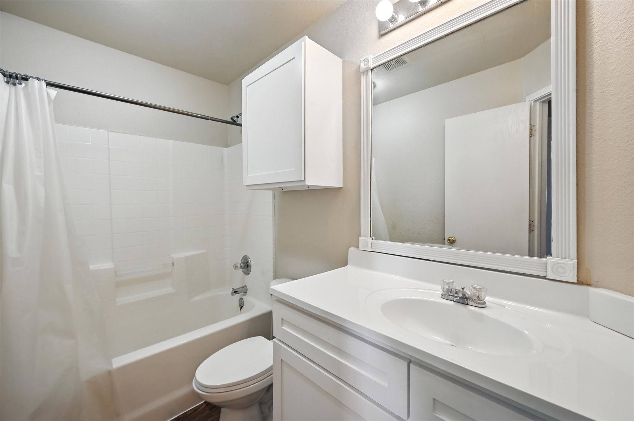 1317 Village Garden Drive Azle TX 76020
