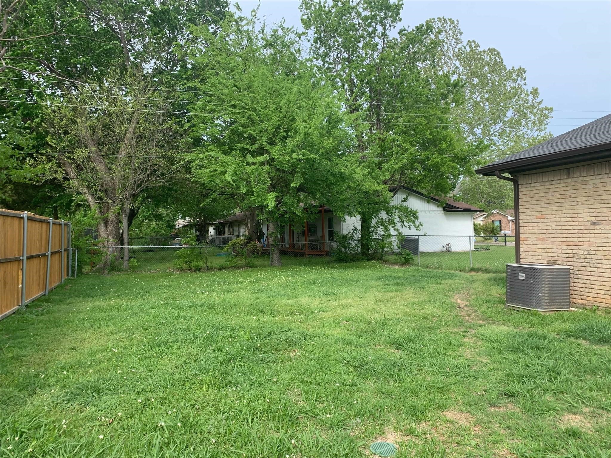 901 Downing Street Forney TX 75126