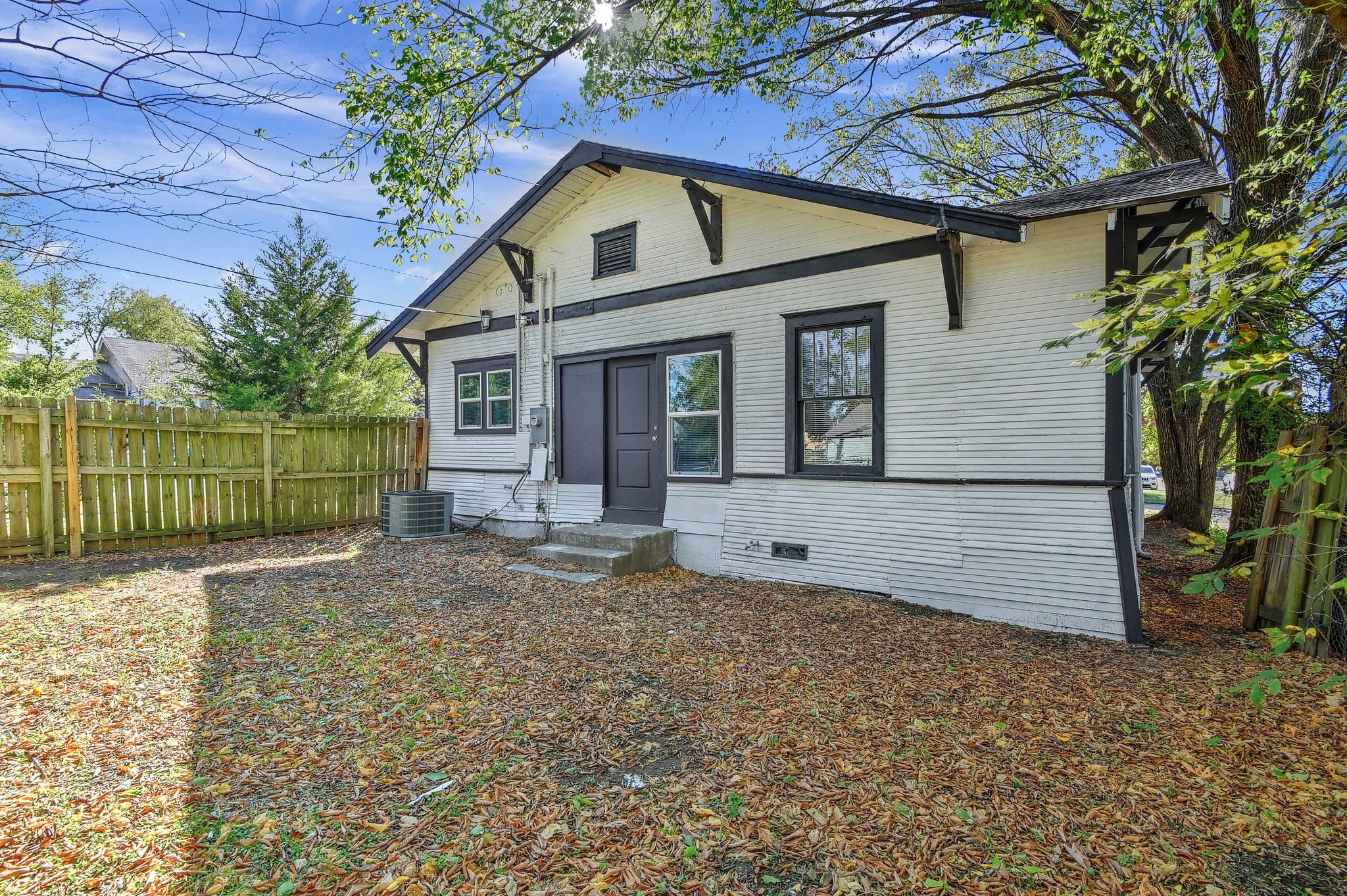 1115 S Rusk Avenue Denison TX 75020