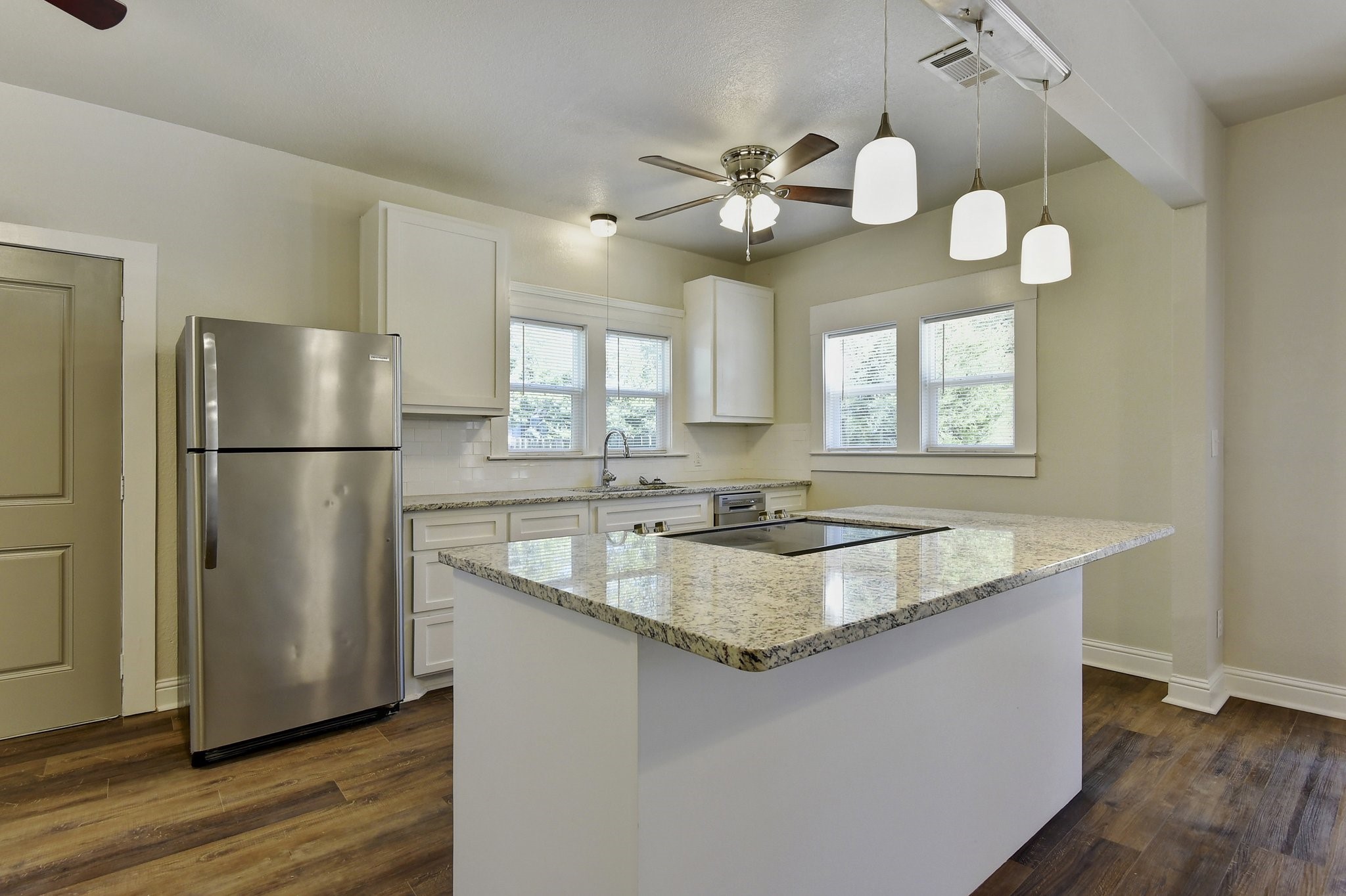 1115 S Rusk Avenue Denison TX 75020