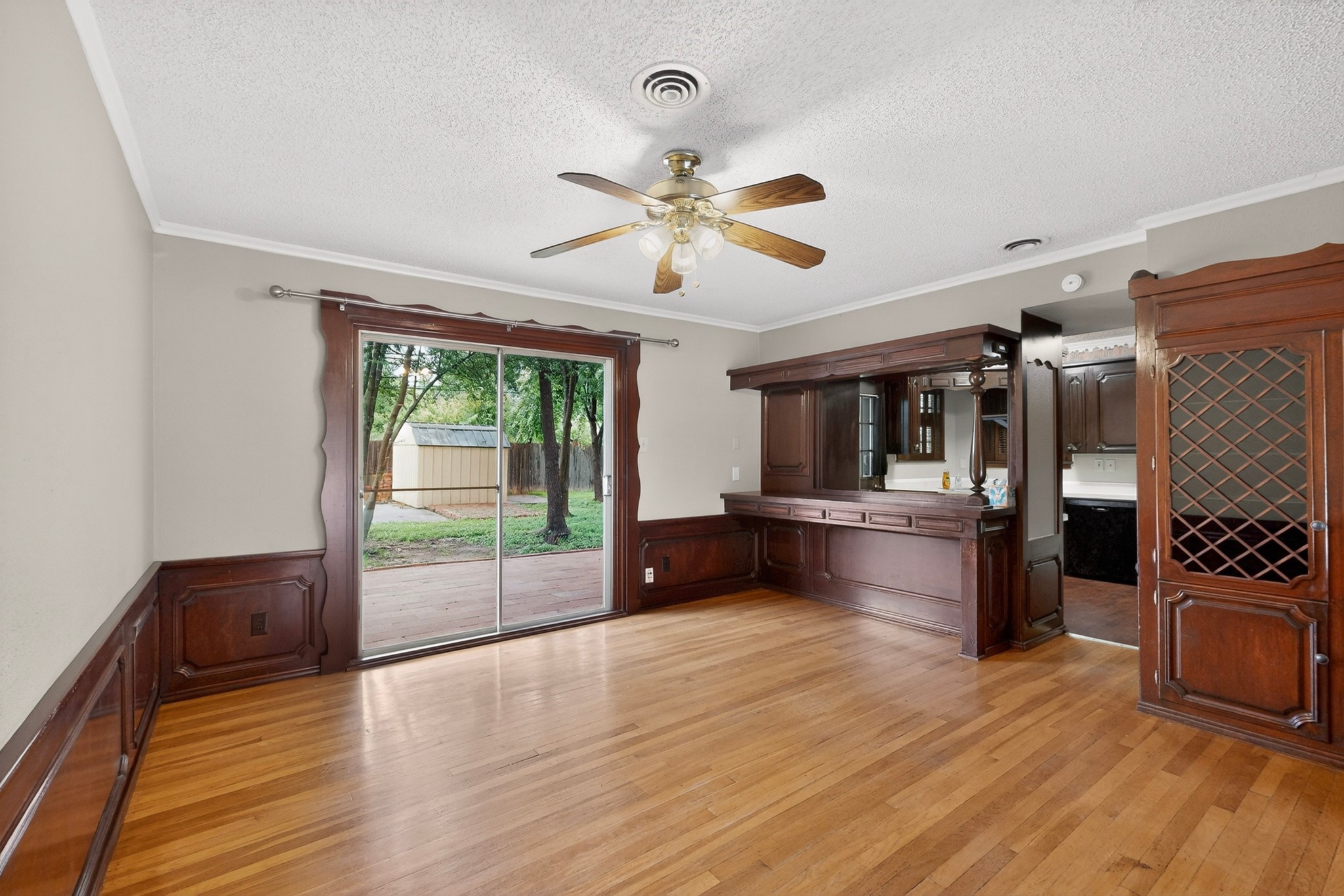 1903 Skylark Drive Arlington TX 76010