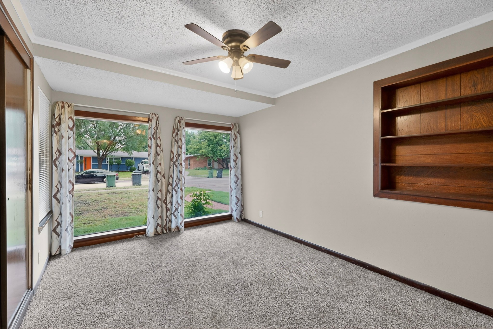 1903 Skylark Drive Arlington TX 76010
