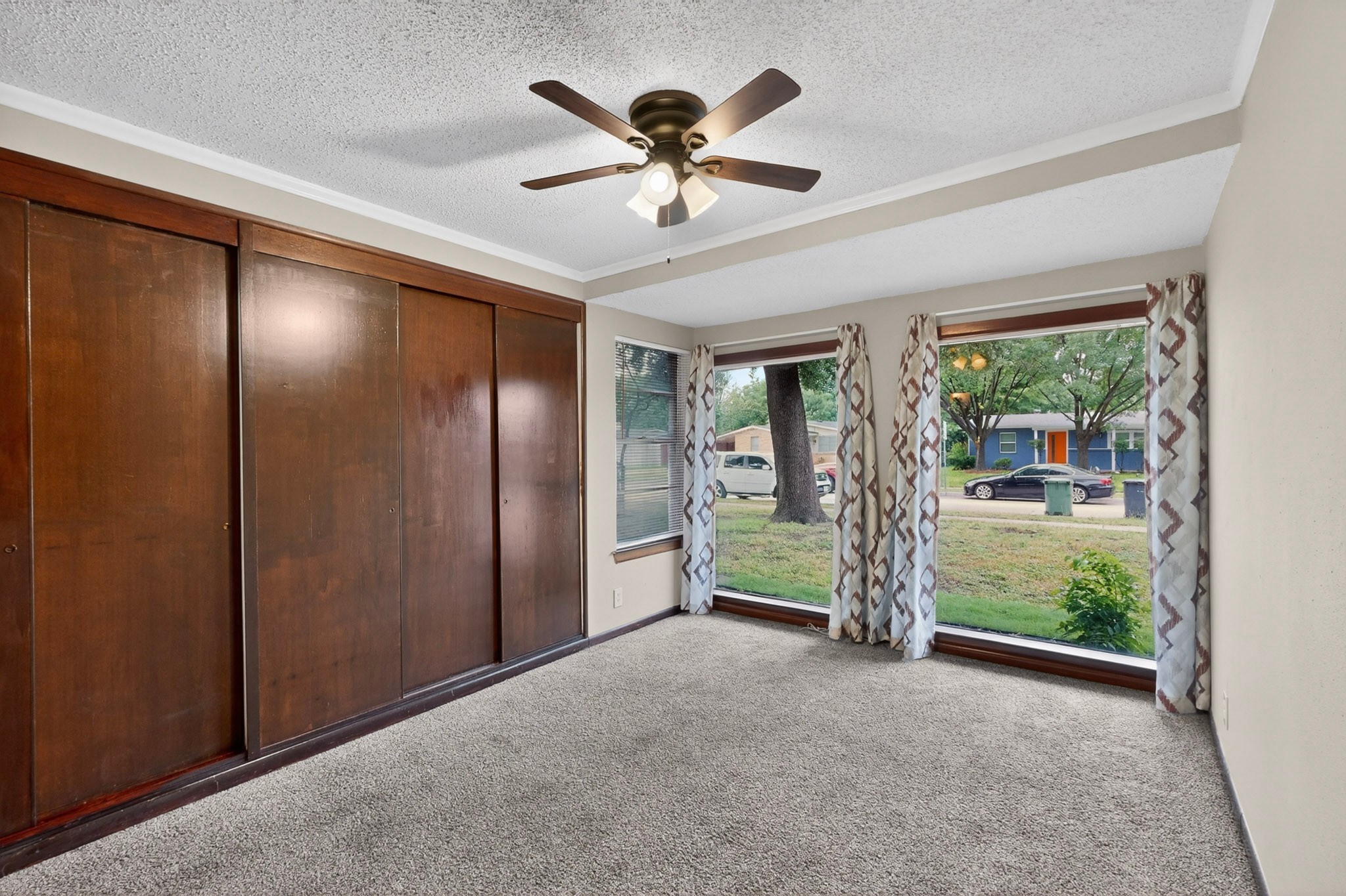 1903 Skylark Drive Arlington TX 76010