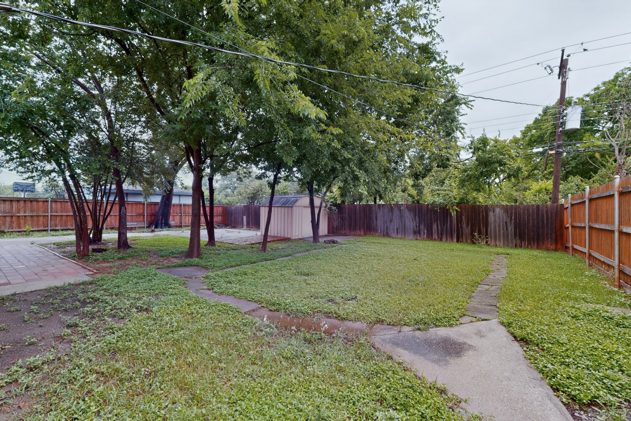 1903 Skylark Drive Arlington TX 76010
