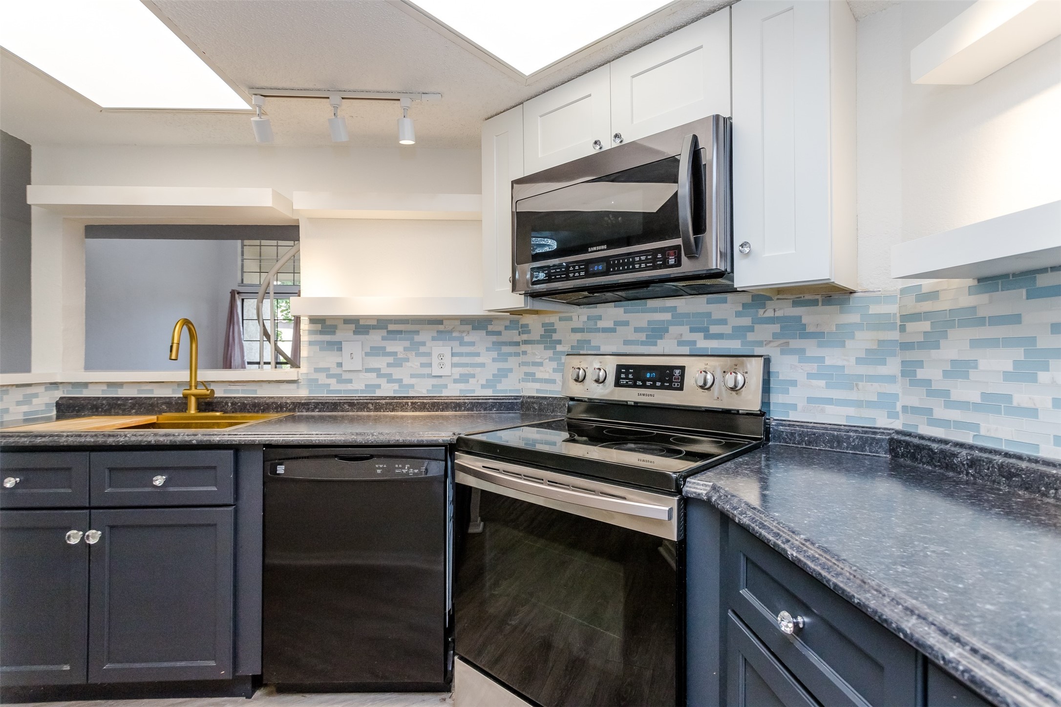 5590 Spring Valley Road Dallas TX 75254