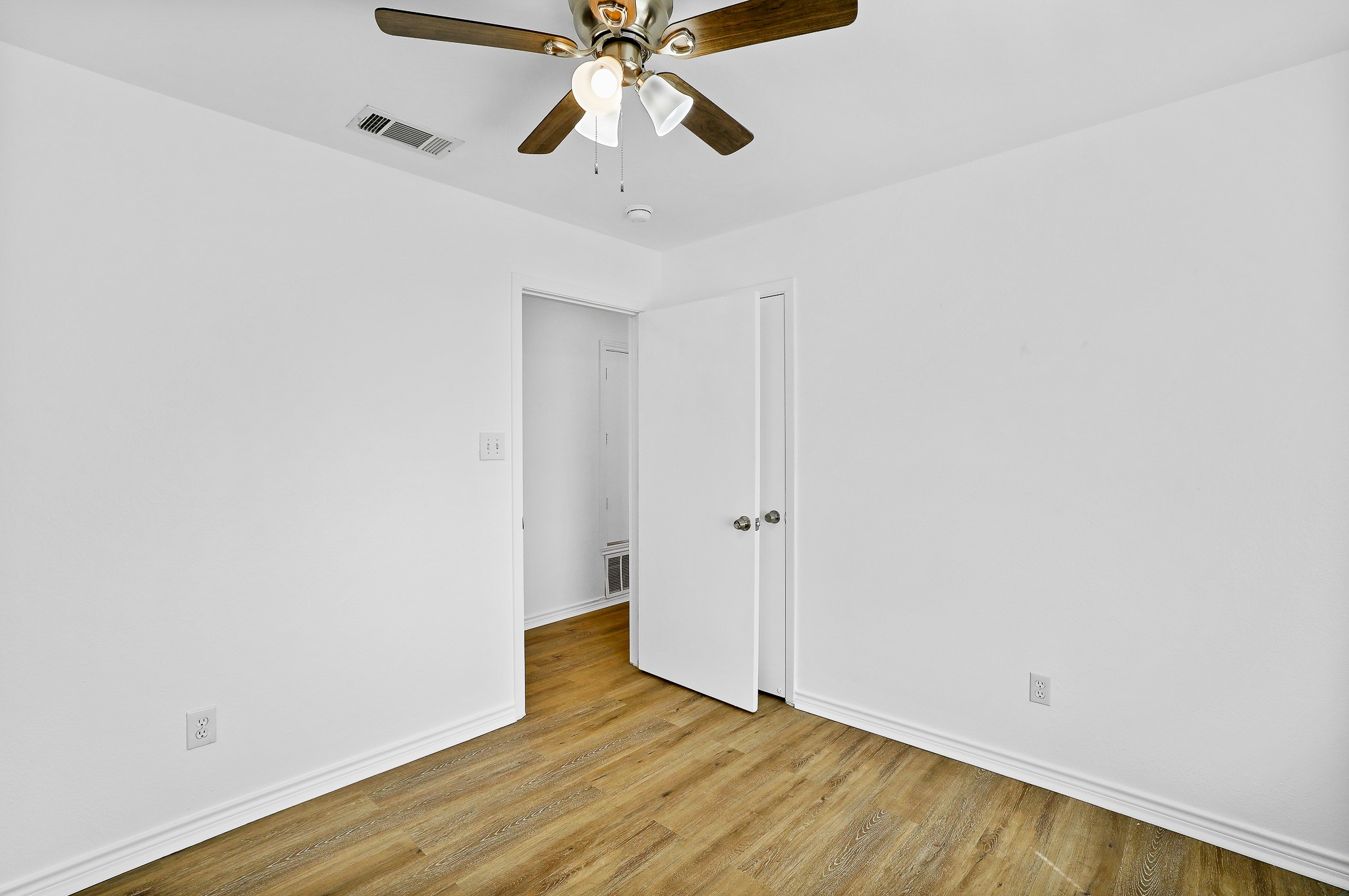 2604 Danny Lane Farmers Branch TX 75234