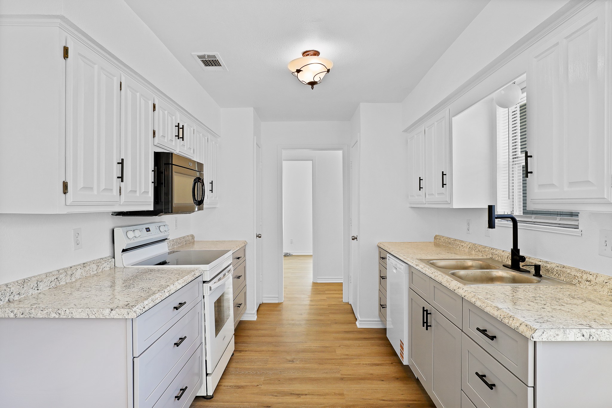 2604 Danny Lane Farmers Branch TX 75234