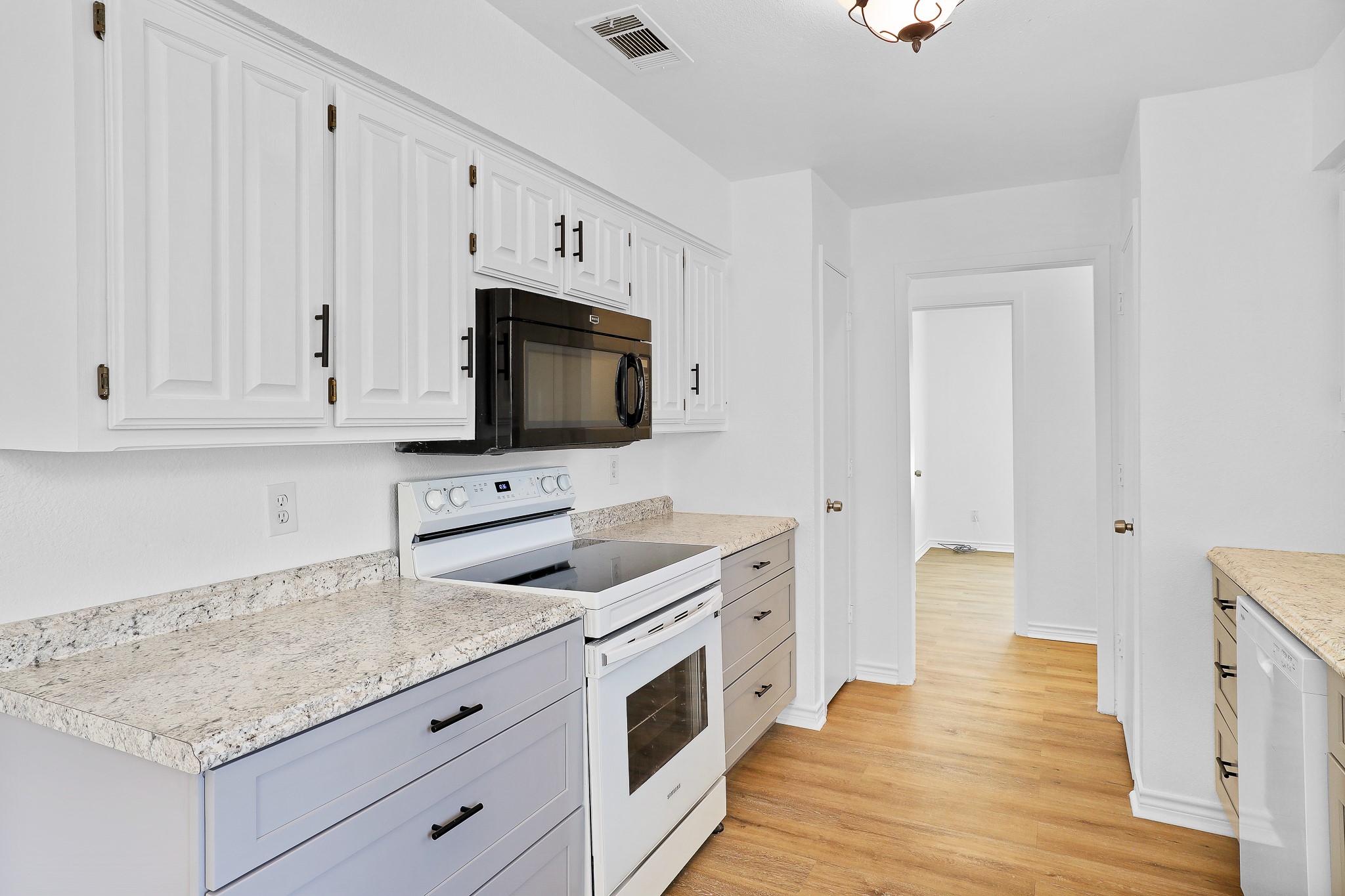 2604 Danny Lane Farmers Branch TX 75234